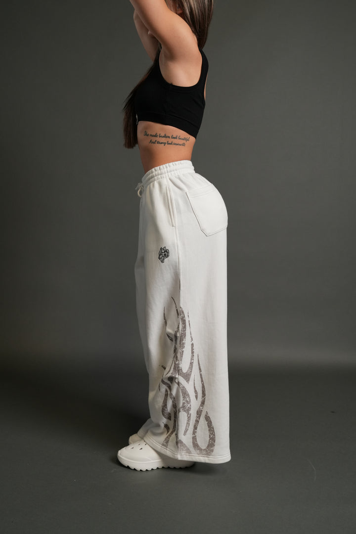 Finite Flame She Mia Cargo Sweat Pants in Cream