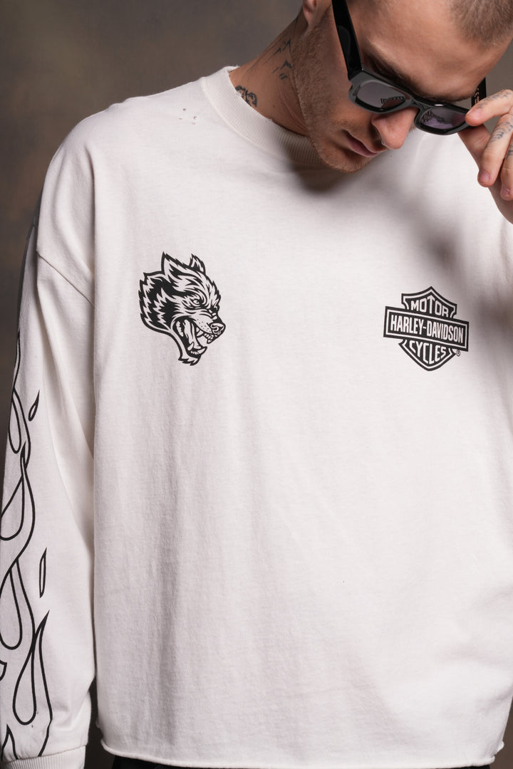 Harley-Davidson Wolves Distressed Grunge "Box Cut" L/S Tee in Cream