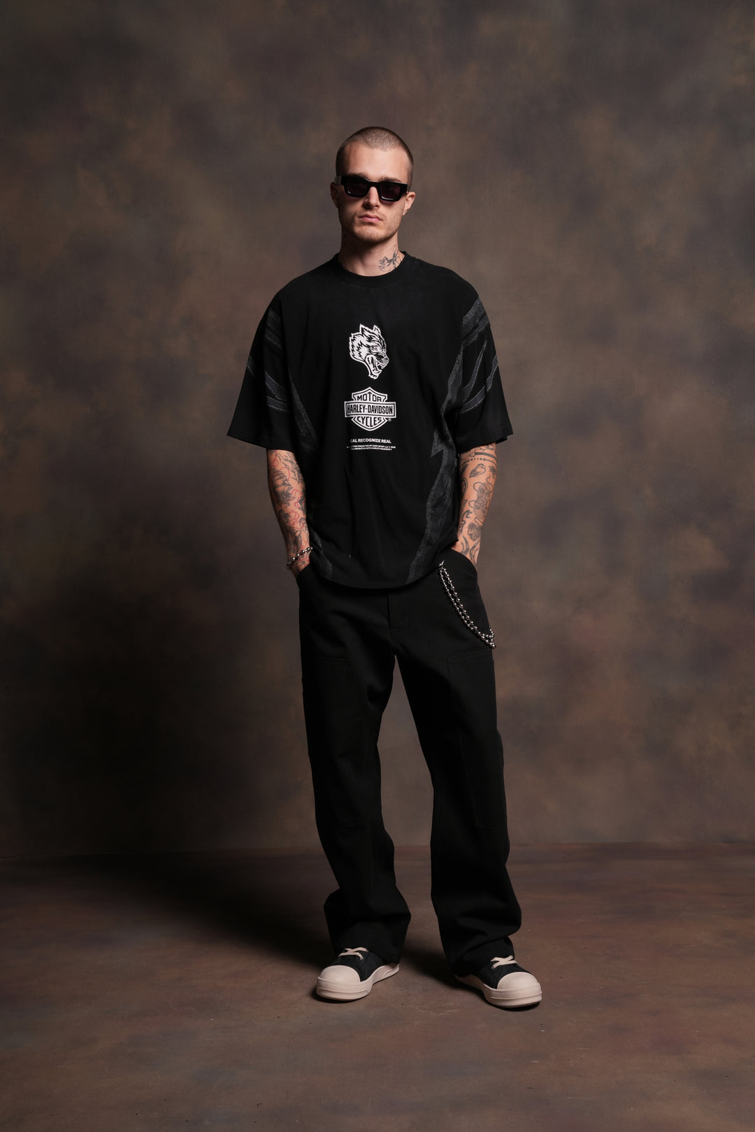 Real Recognize Real Unisex Premium Oversized Tee in Black Drift Wash
