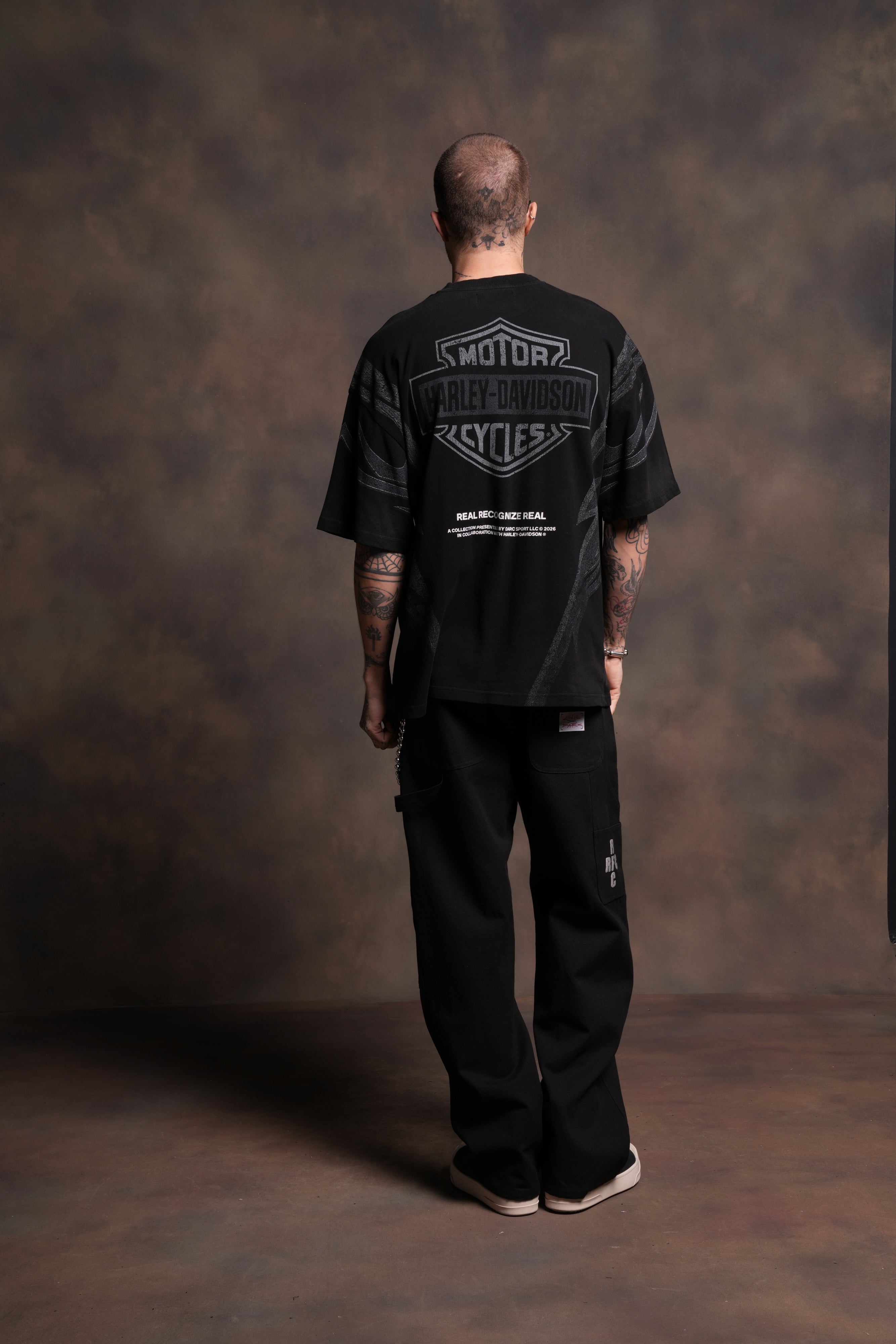 Real Recognize Real Unisex Premium Oversized Tee in Black Drift Wash