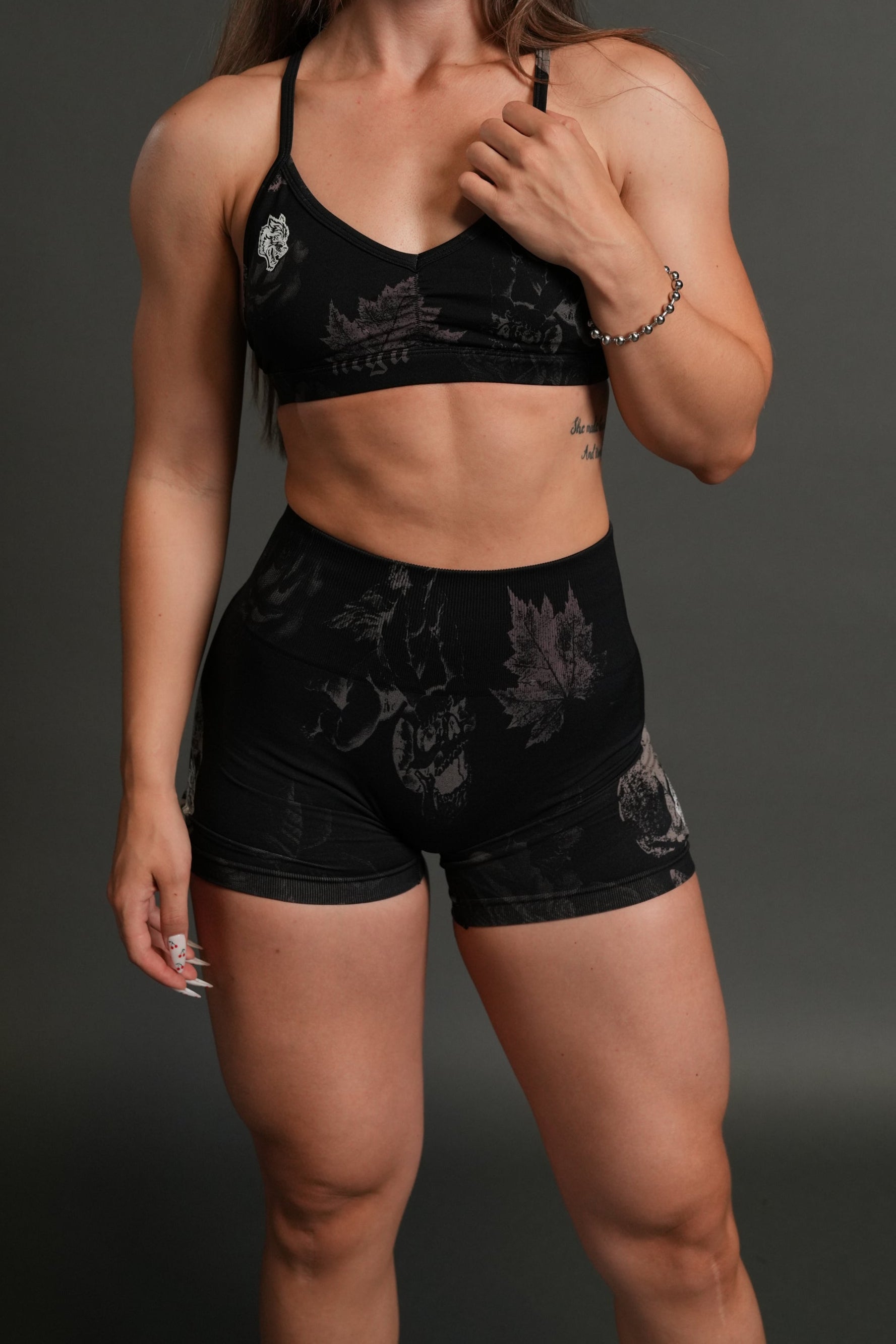 Dual Wolf Everson Seamless "Sierra" Shorts in Black Vinatas Flora