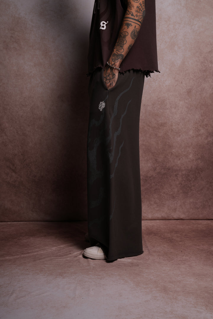 Darc Infernal Oversized Omen Sweat Pants in Wolf Gray