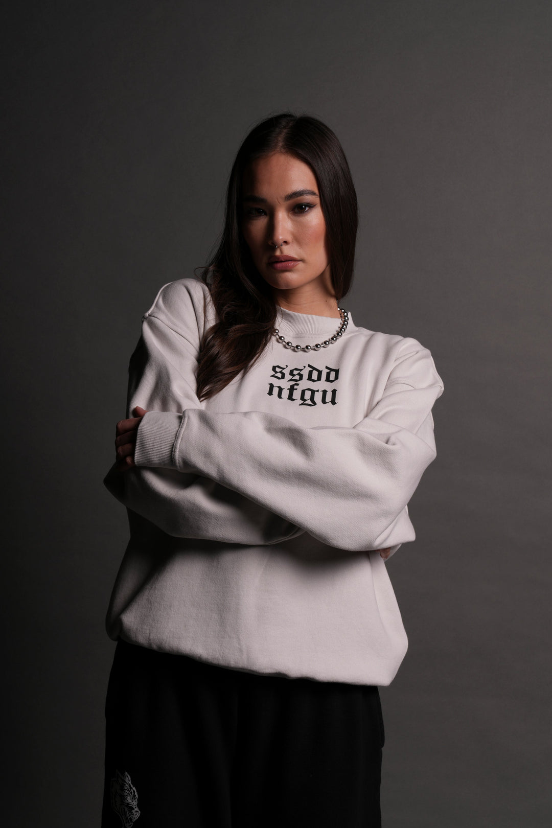 Big SSDD NFGU She London Crewneck in Stone