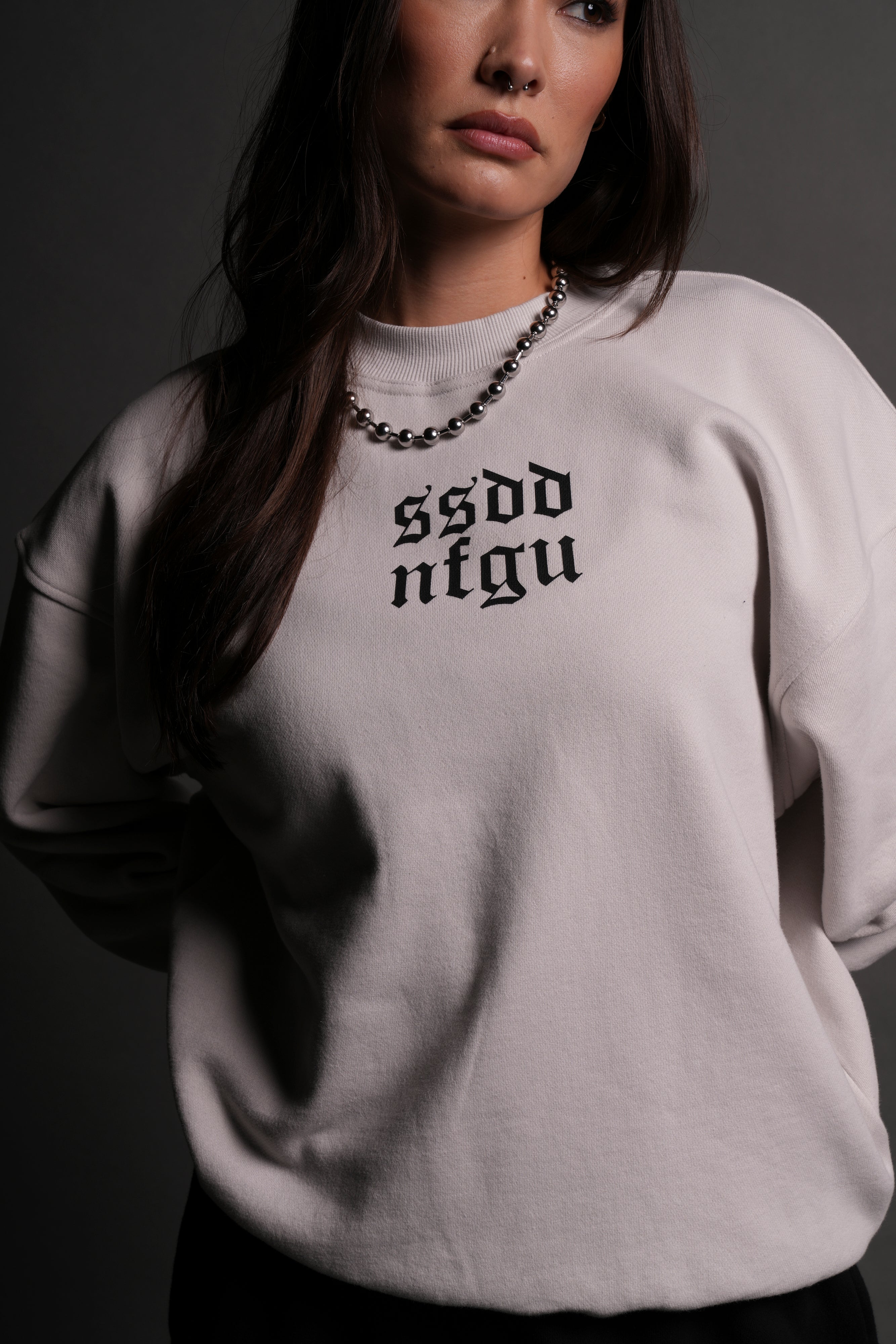 Big SSDD NFGU She London Crewneck in Stone