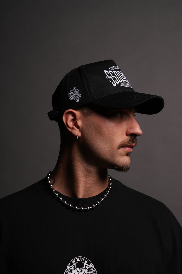 SSDDNFGU FRVR 5 Panel Hat in Black