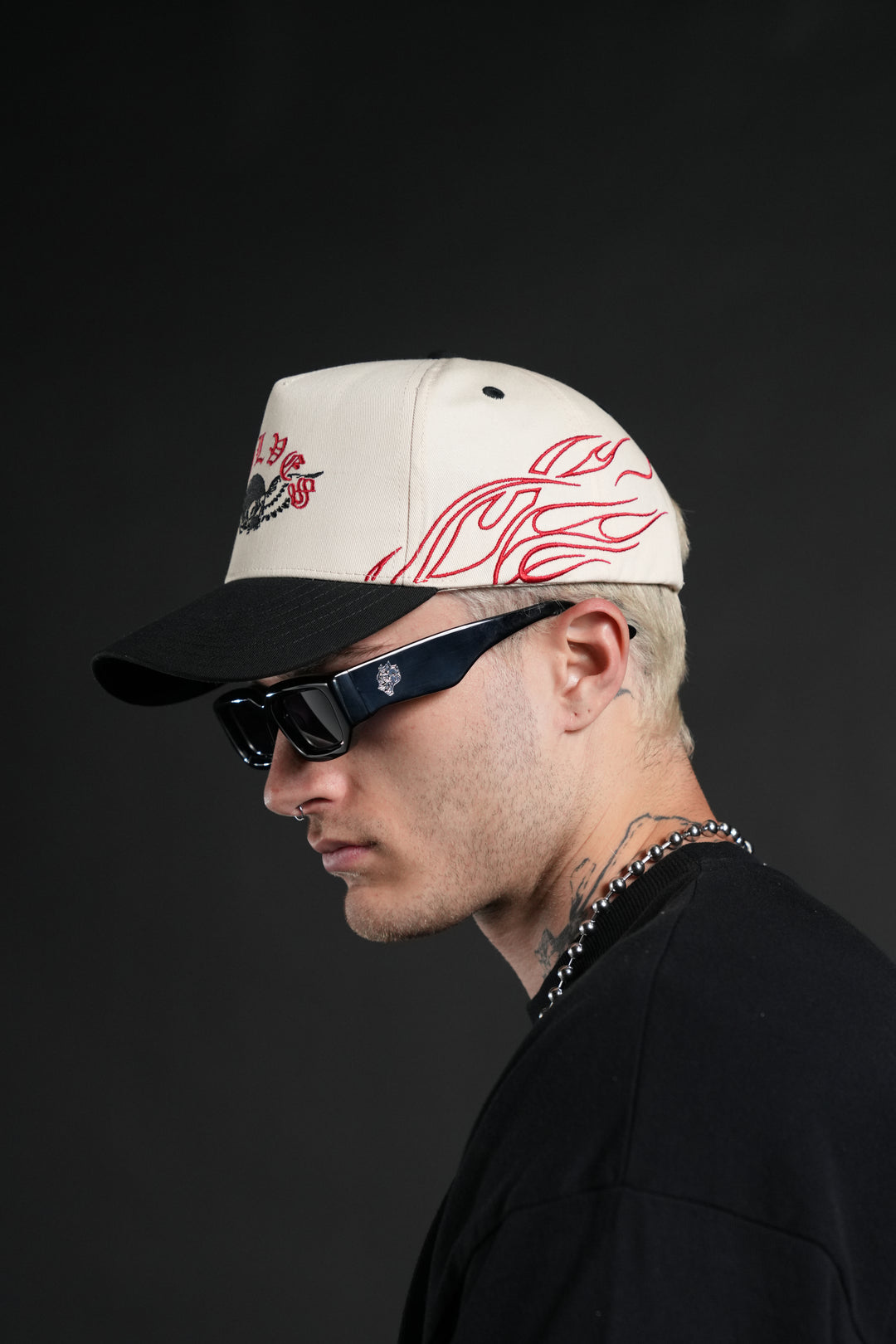Twin Flame 5 Panel Hat in Cream/Black