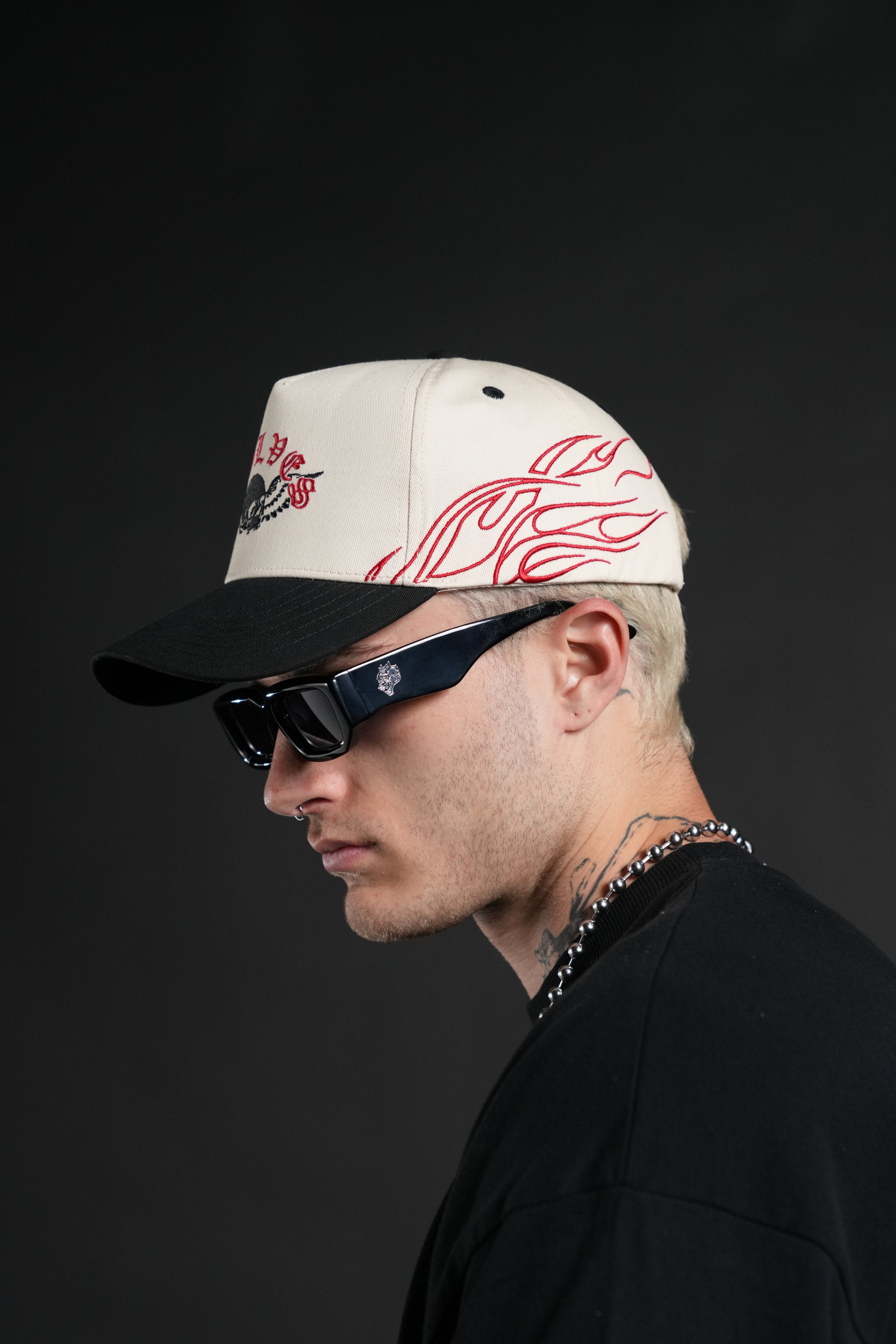 Twin Flame 5 Panel Hat in Cream/Black