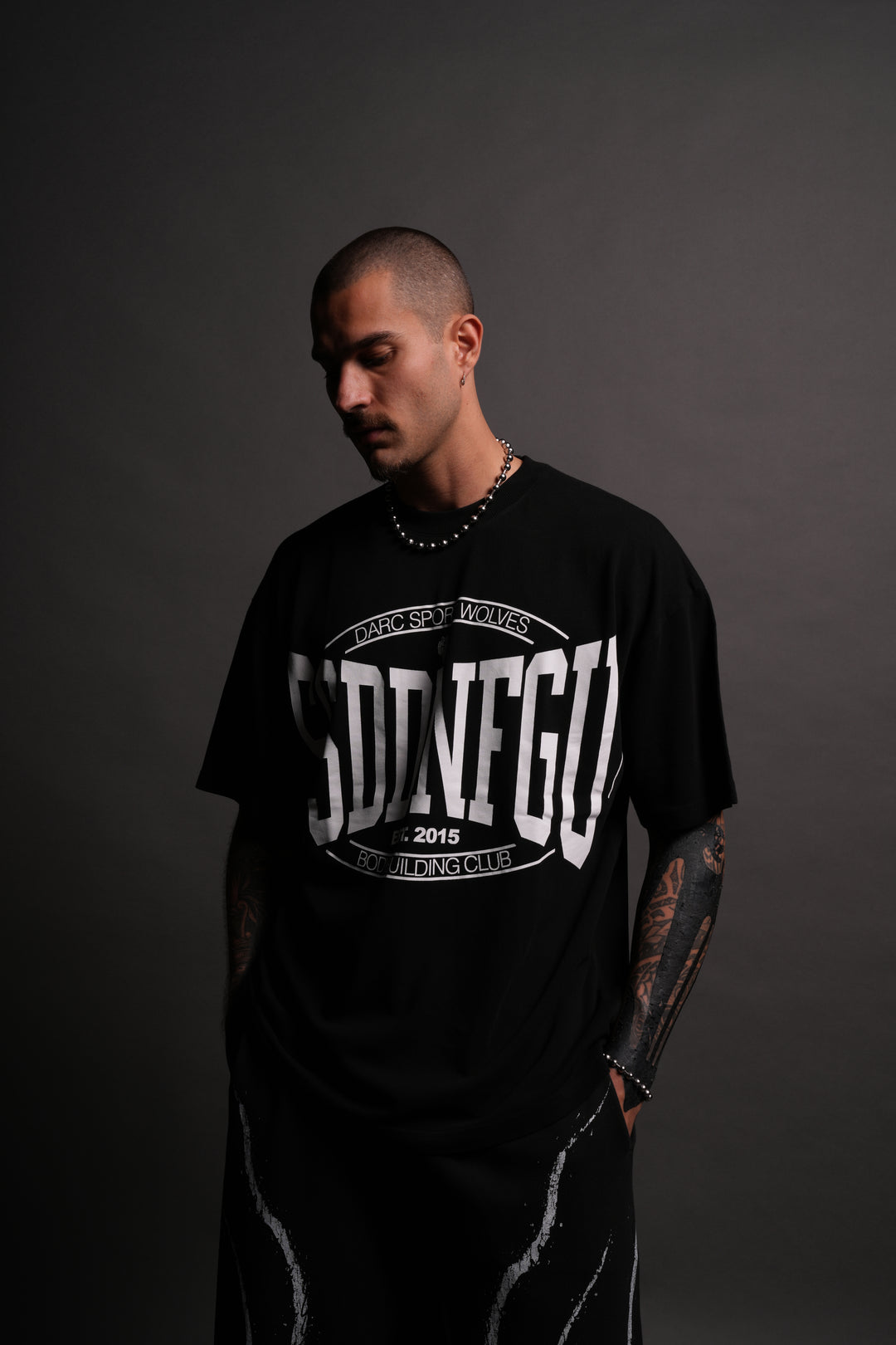 SSDDNFGU FRVR "Premium" Oversized Tee in Black