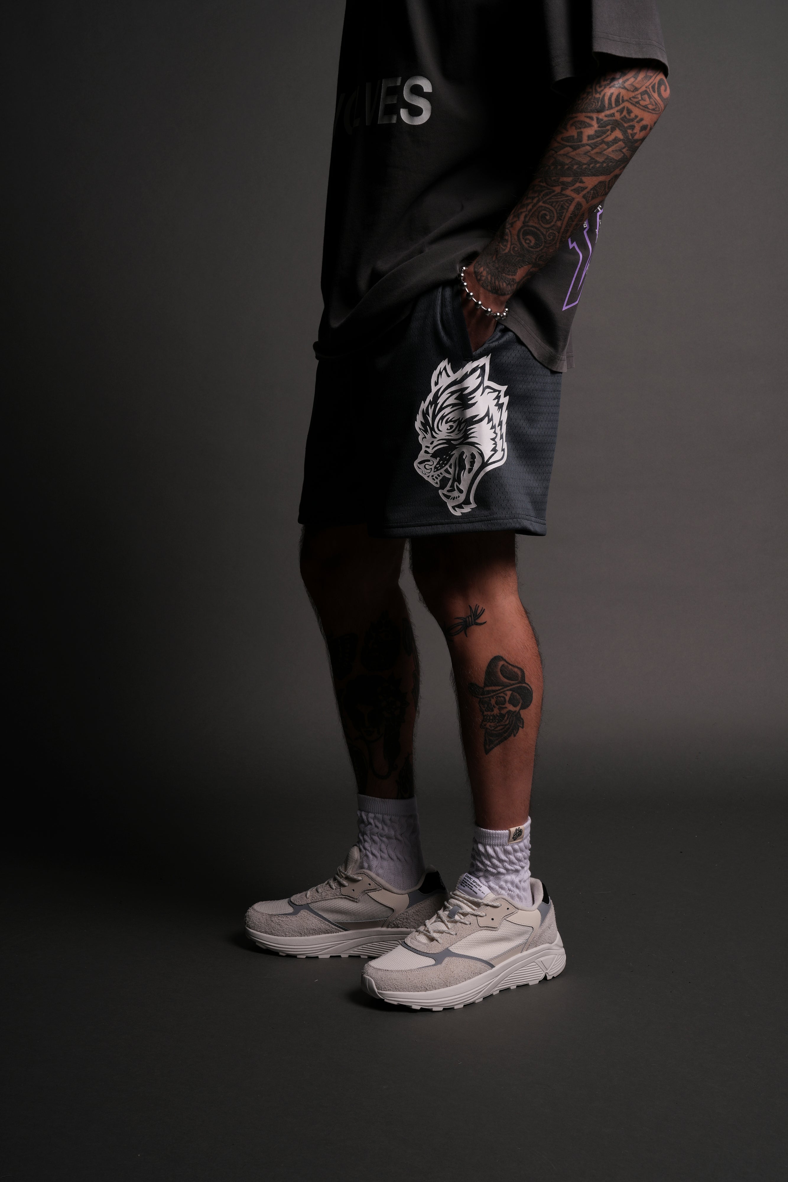 Vaughn Mesh Shorts in Wolf Gray