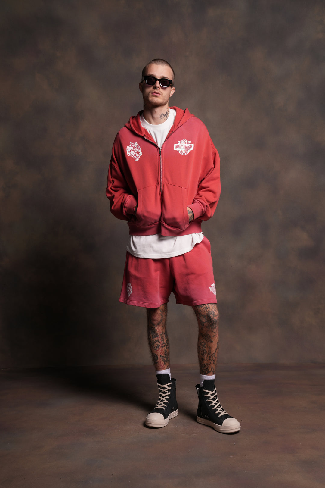 Harley-Davidson Wolves Vex Double Zip Hoodie in Roman Red Drift Wash