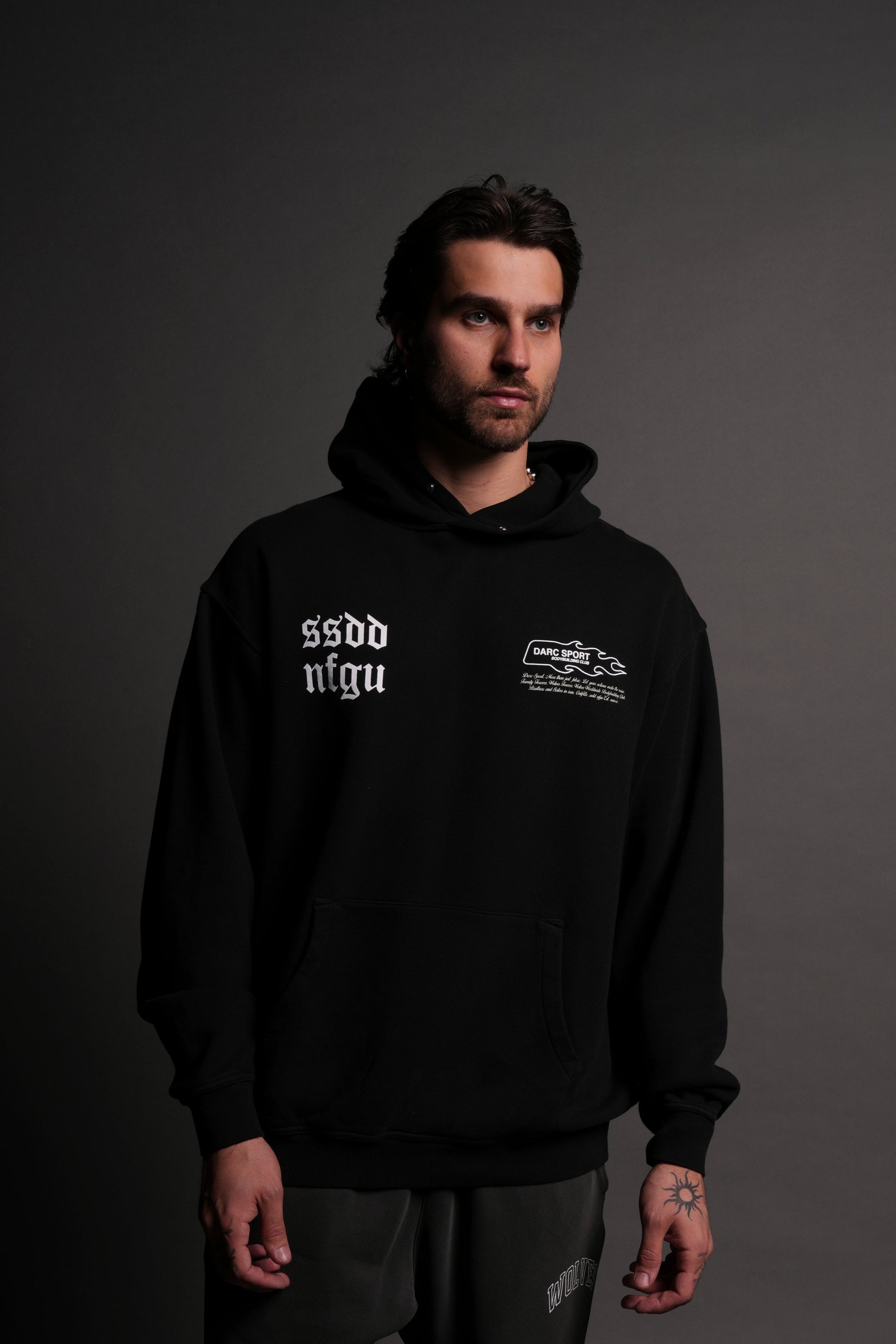 darc sport Hoodie Black ダルクスポーツ　パーカー　黒　L Three Wolves 