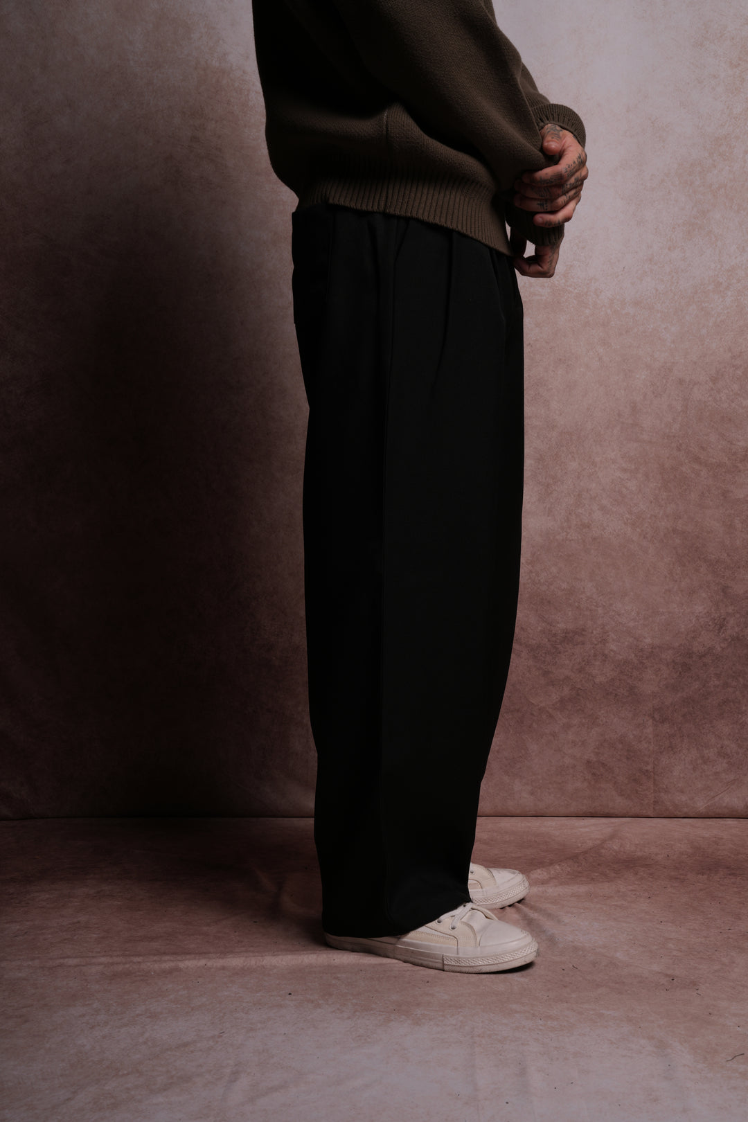 Wolf Chopper Armando Pants in Black
