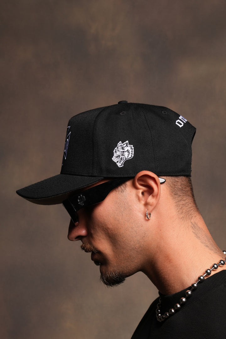 Darc Corazon Snapback In Black
