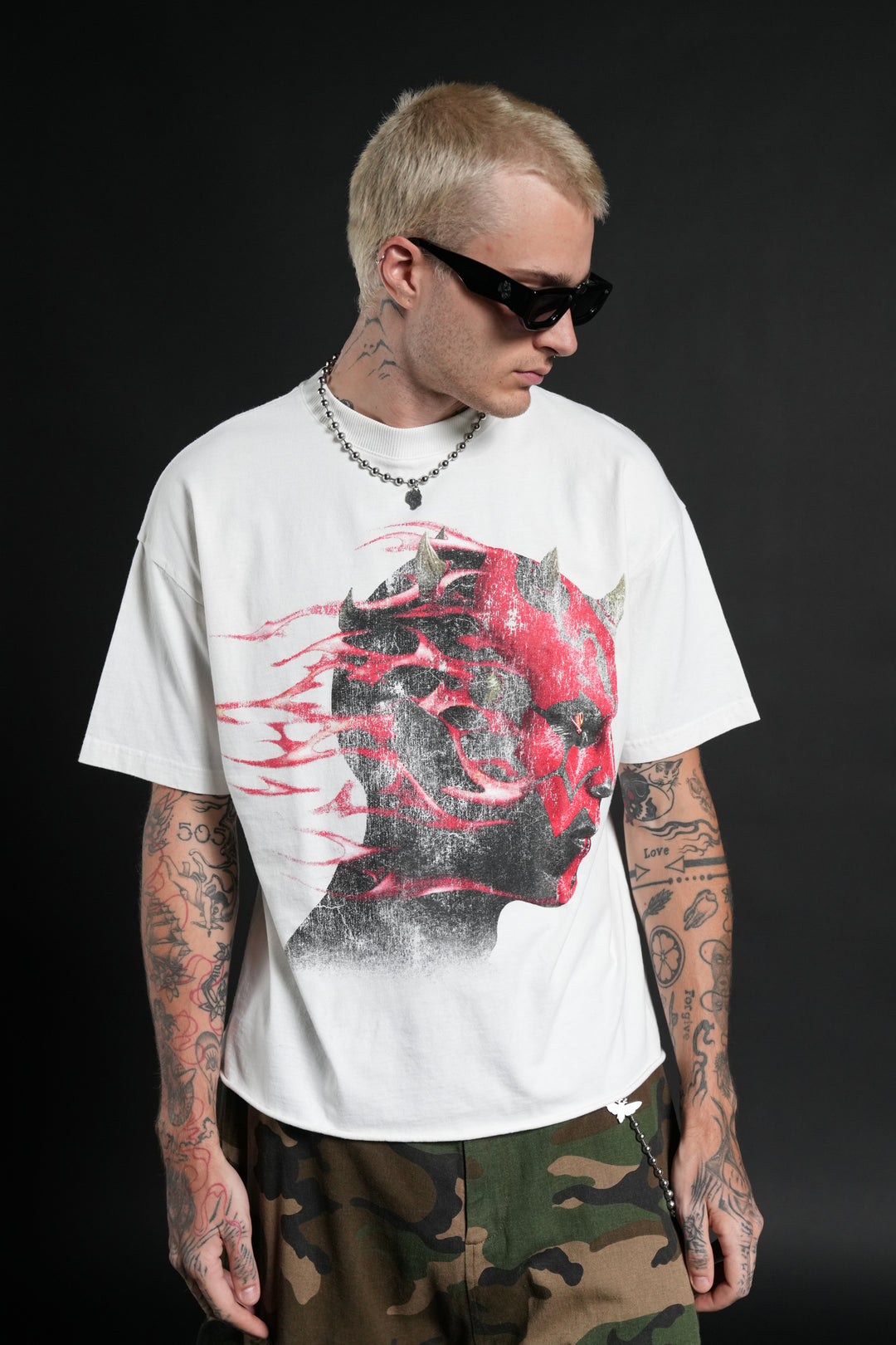 Sith Inferno Grunge Mid Length Raw Hem Tee in Cream