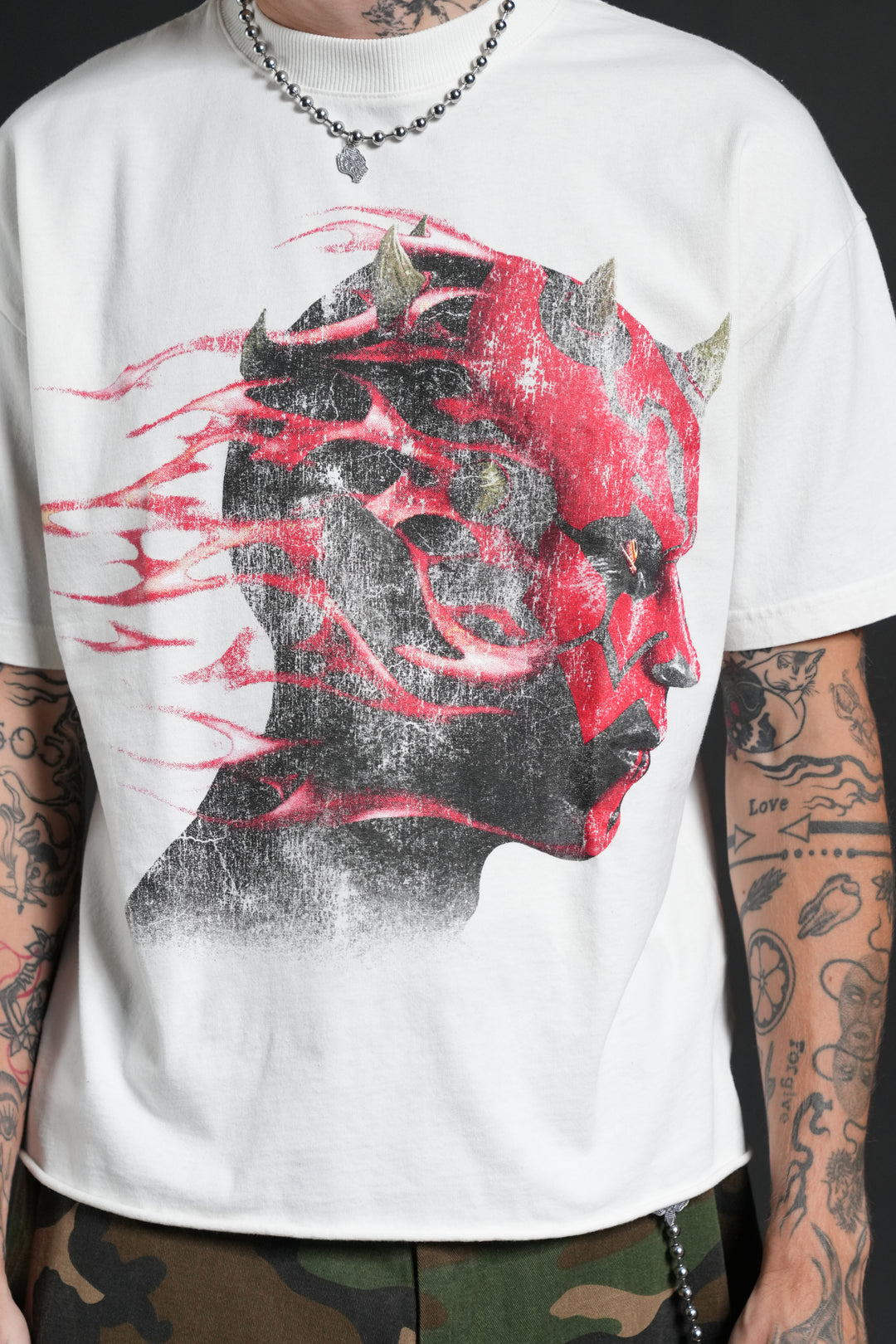 Sith Inferno Grunge Mid Length Raw Hem Tee in Cream