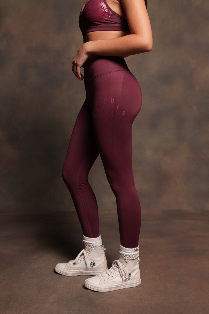 Wolf Pyramid Evey Seamless Leggings In Deep Cherry Red