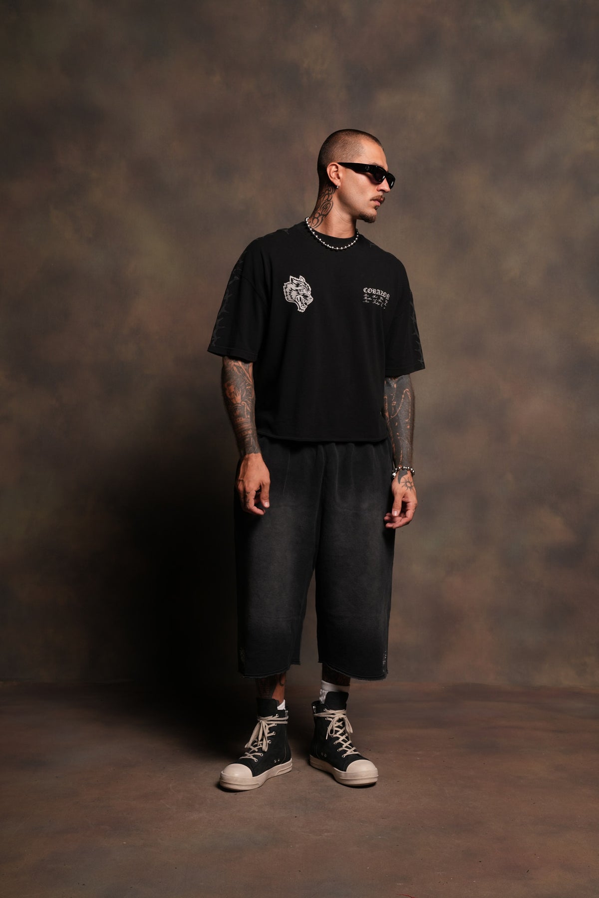 Angelito Muerto Premium Raw Hem Box Cut Tee In Black