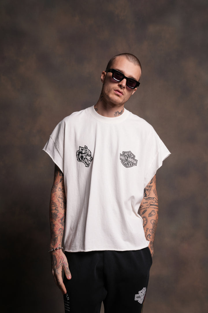 Harley-Davidson Wolves Grunge Cut-Off Tee in Cream