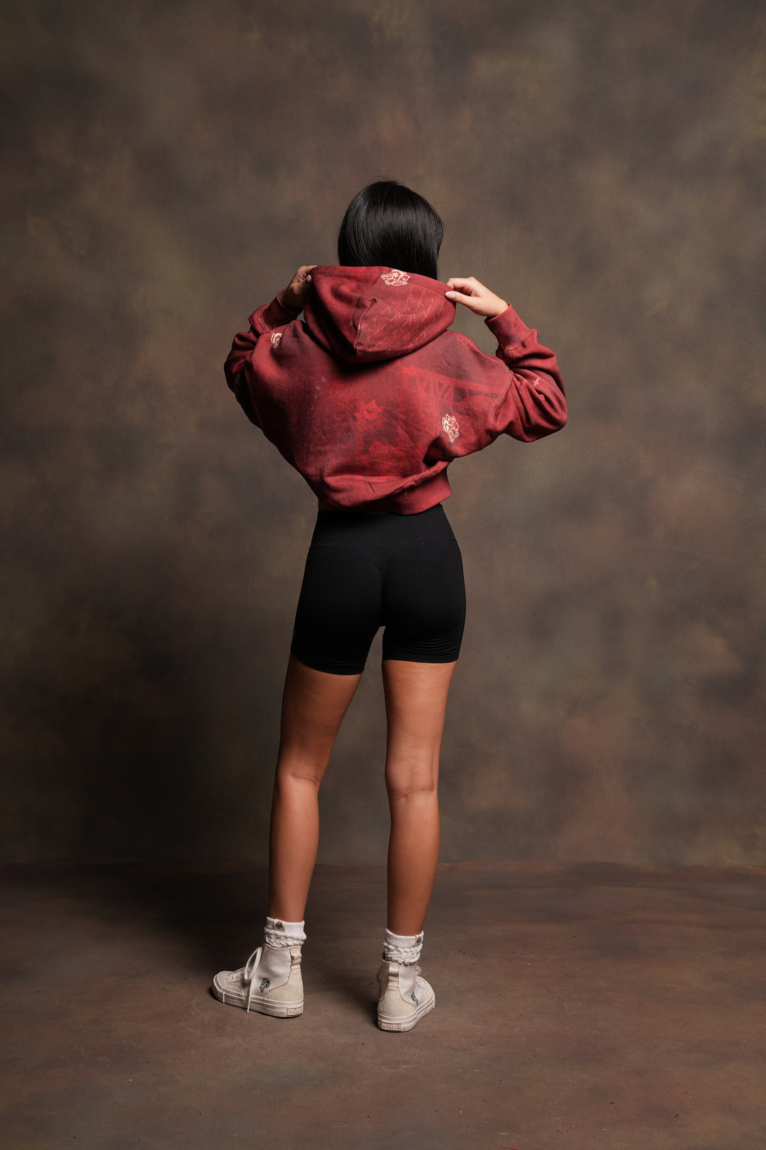 Wolves Pyramid Ava Hoodie In Rosas De Sangre