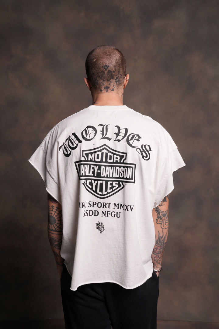 Harley-Davidson Wolves Grunge Cut-Off Tee in Cream