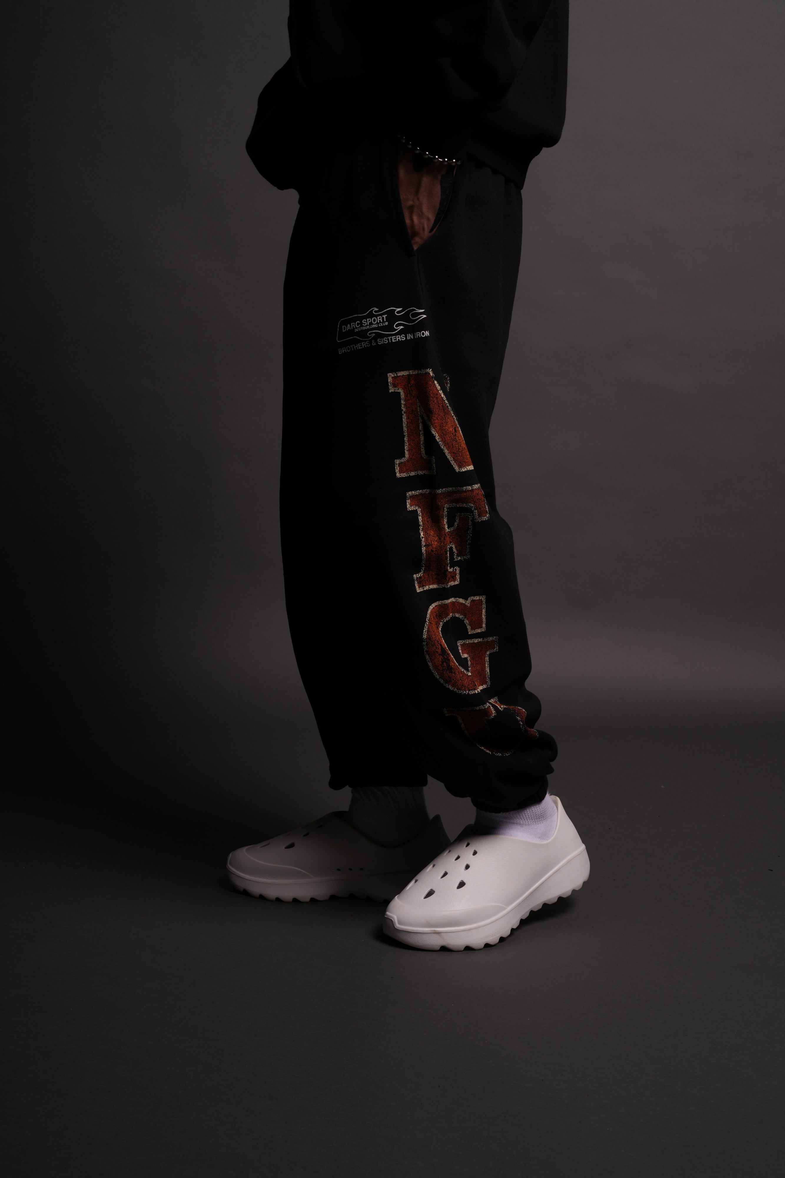 SSDD NFGU GYM Lounger Sweat Pants in Black