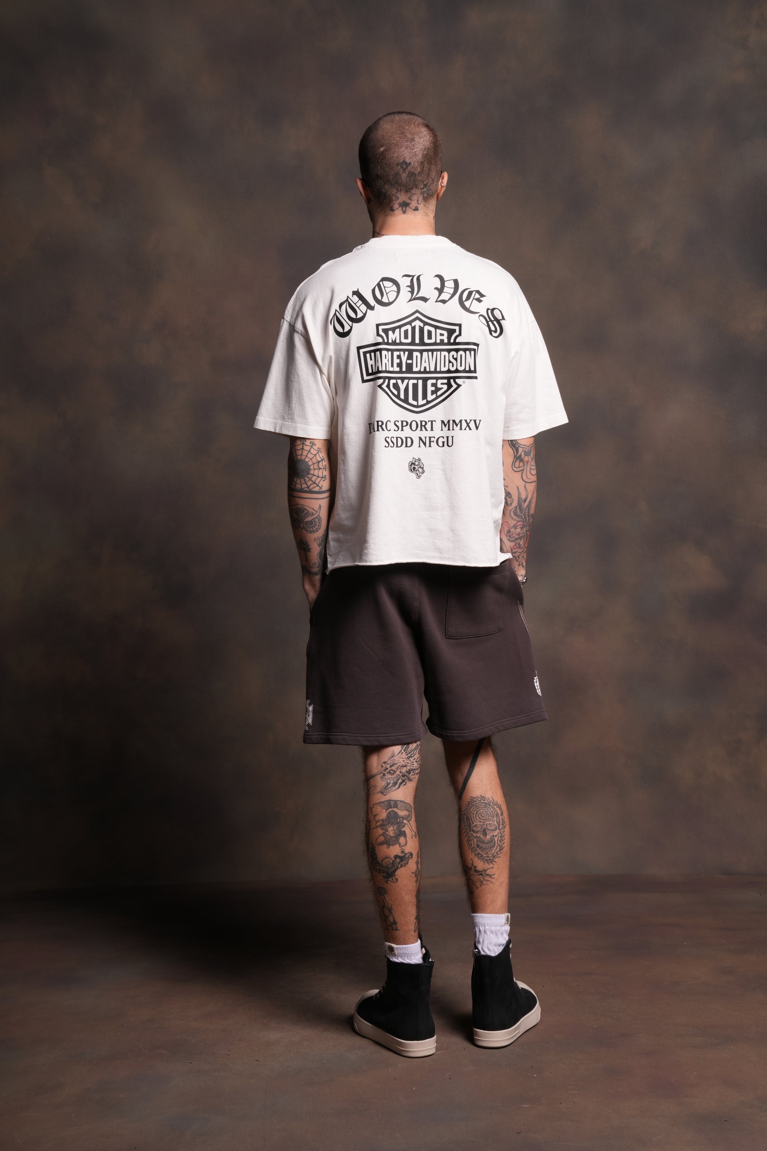 Harley-Davidson Wolves Distressed Grunge Mid-Length Raw Hem Tee in Cream