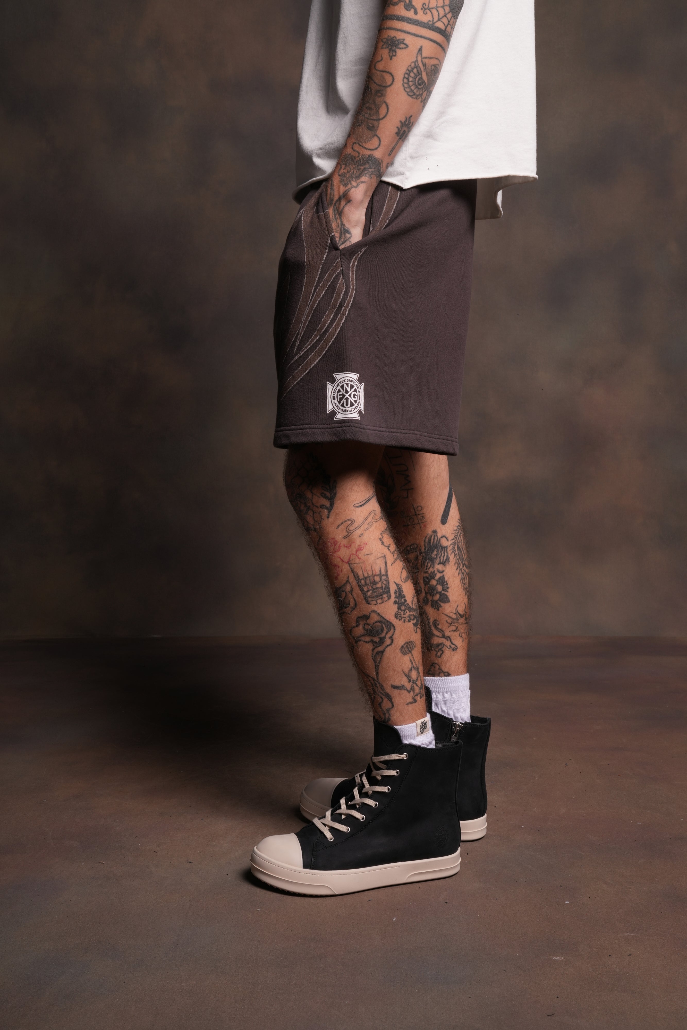 Real Recognize Real Unisex Oversized Post Lounge Sweat Shorts V2 in Darc Brown Drift Wash