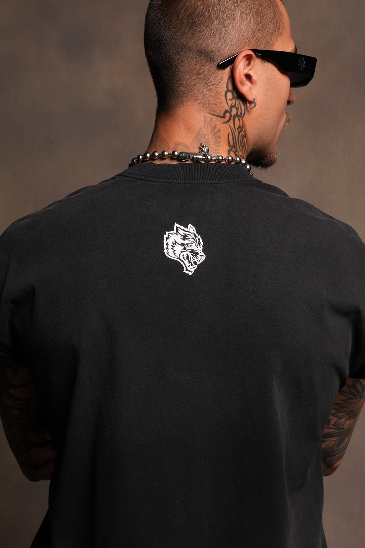 Ds Corazon Grunge Cut-Off Tee In Black Sun Fade
