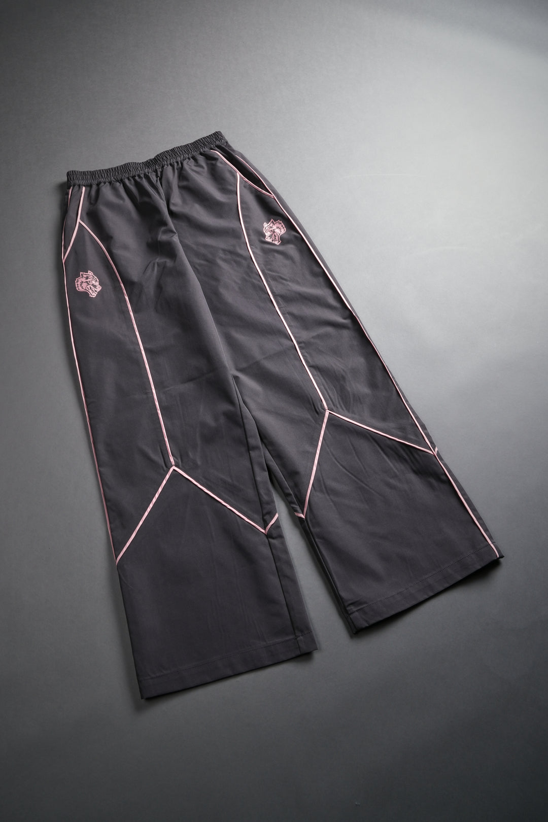 Dual Wolf Quinn Track Pants in Wolf Gray/Cherry Blossom