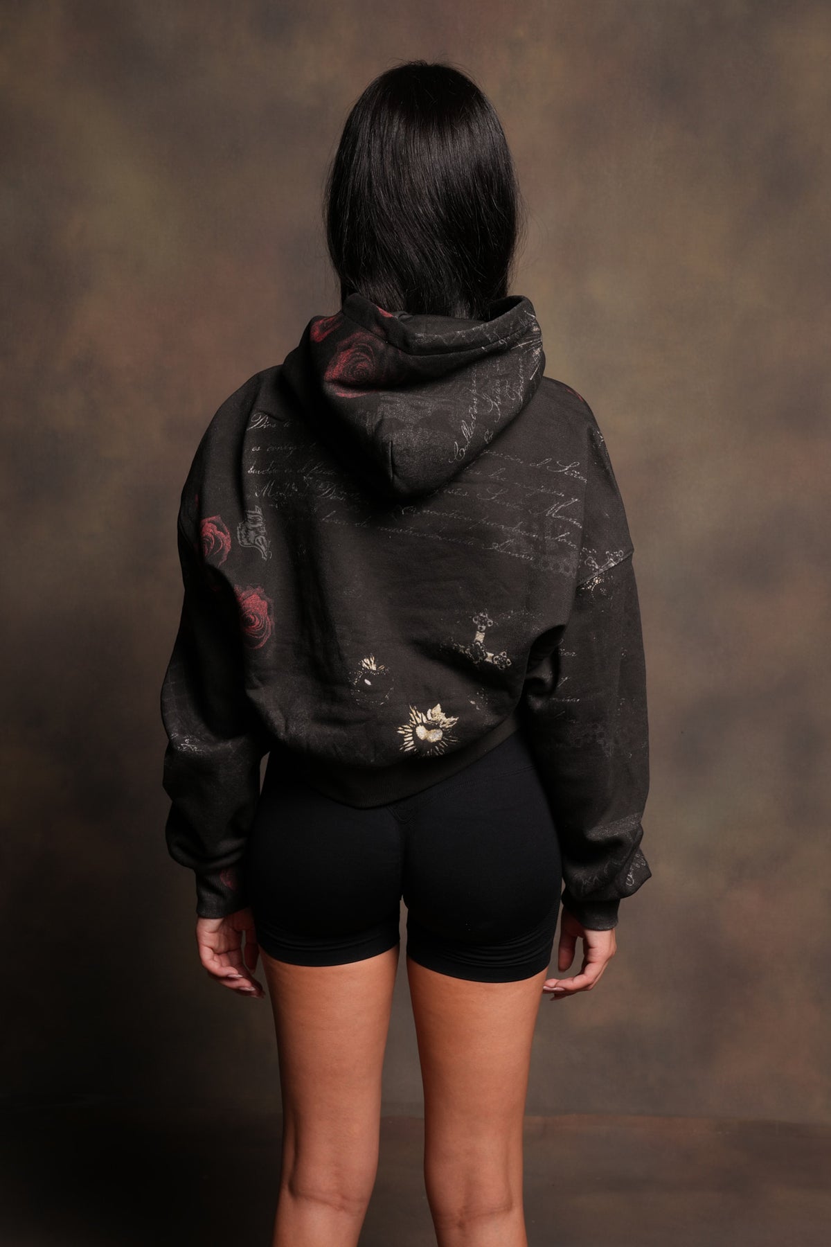 Wolves Pyramid Ava Hoodie In Rosas Del Corazon