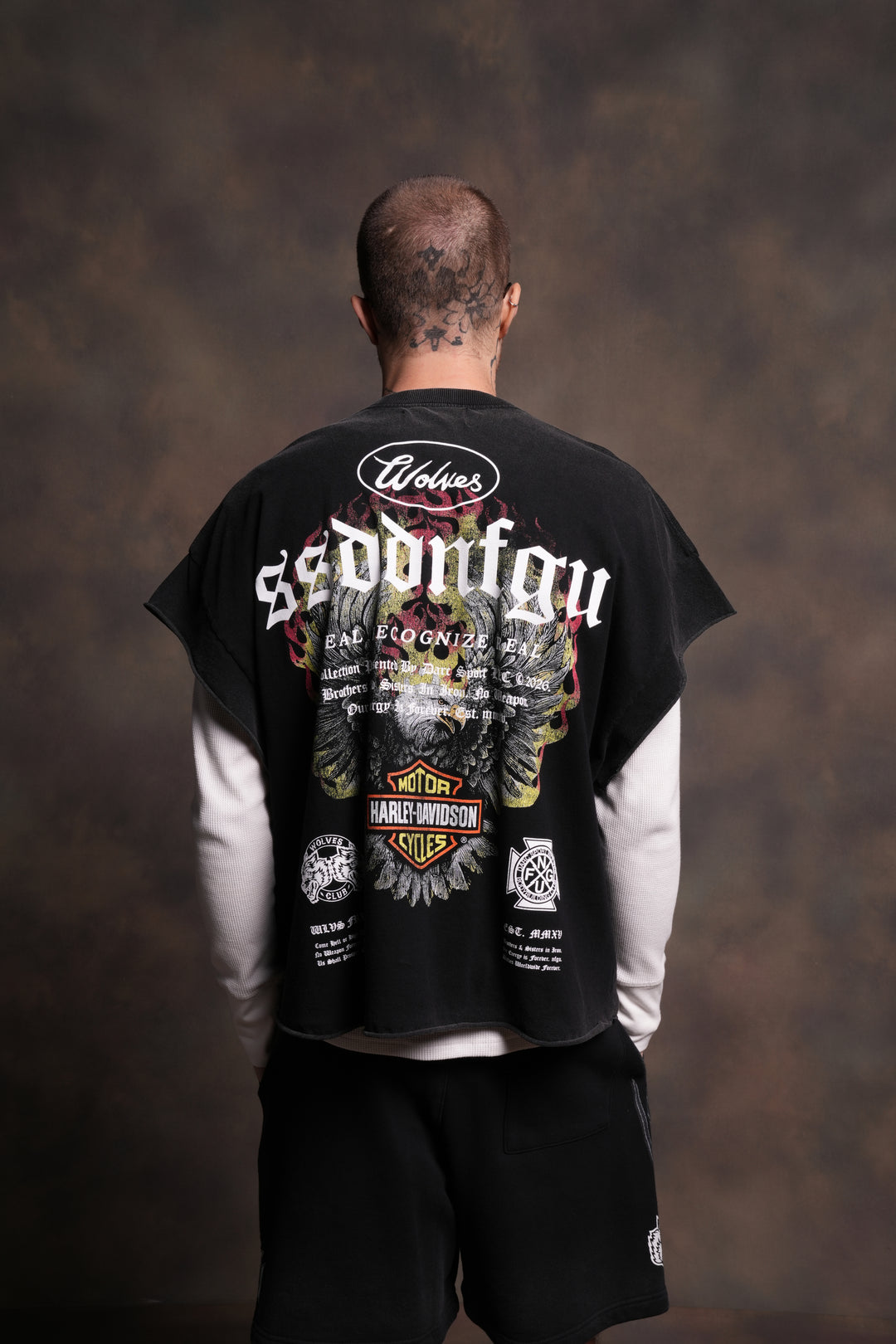 Wings of Fire Grunge Cut-Off Tee in Black