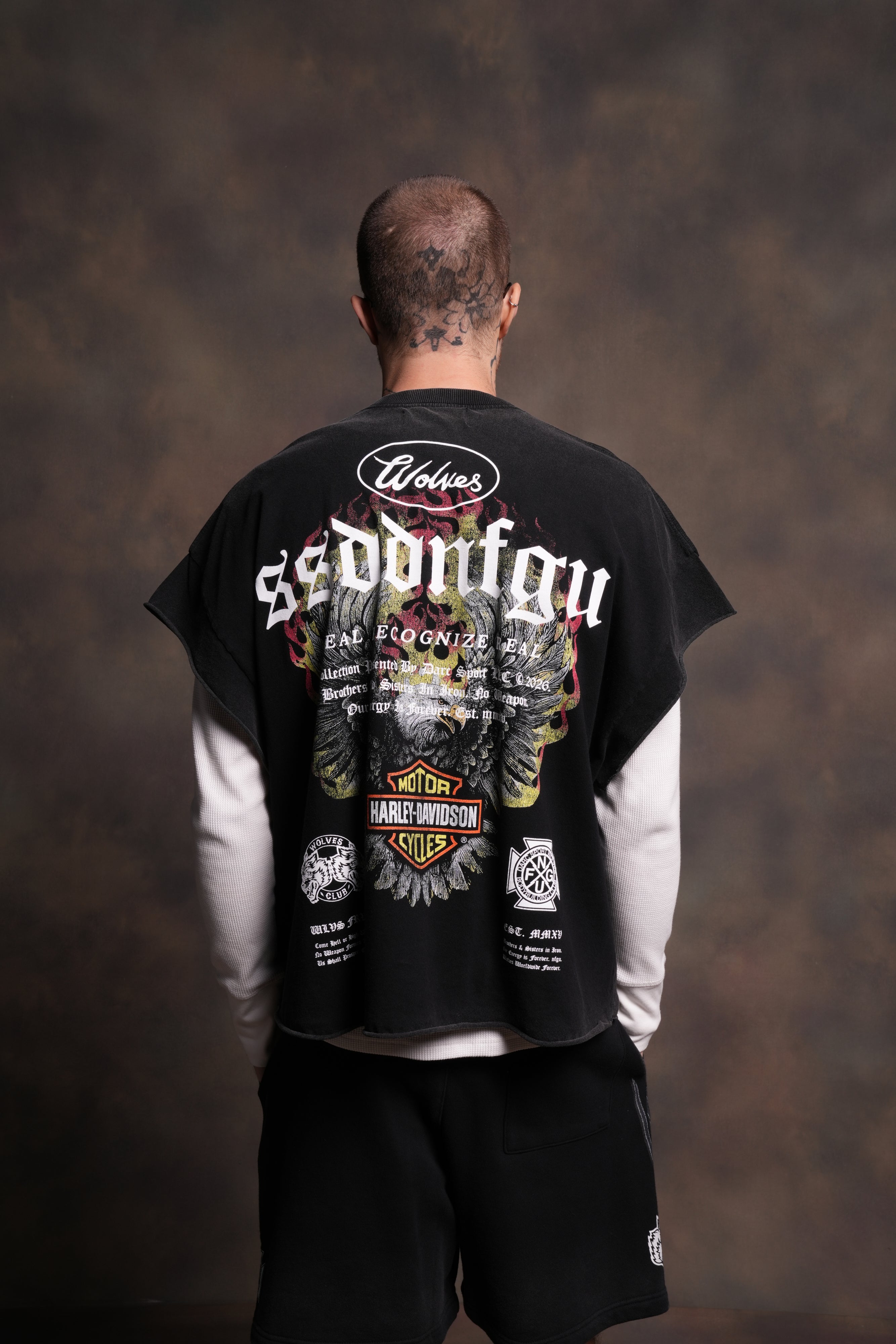 Wings of Fire Grunge Cut-Off Tee in Black