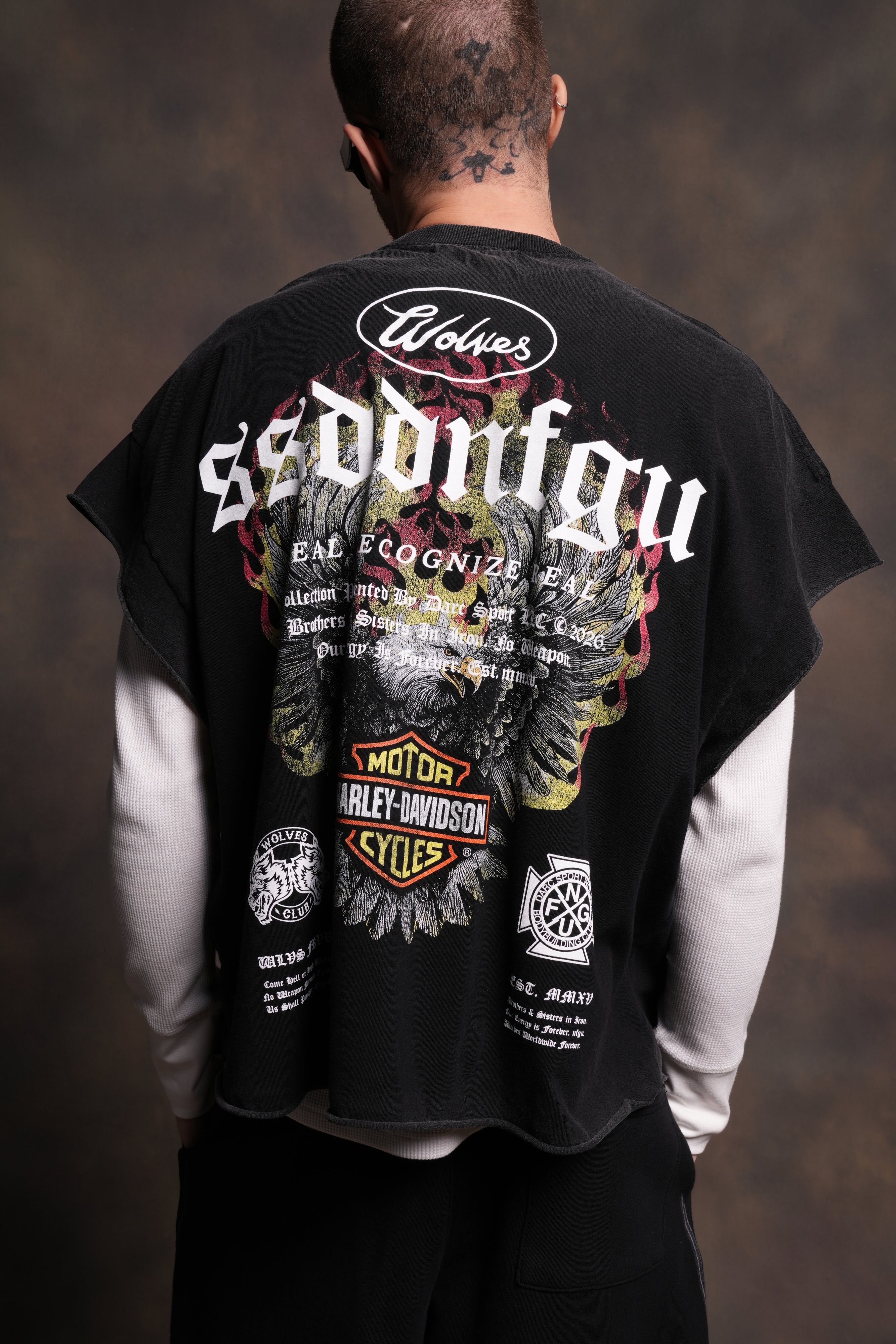 Wings of Fire Grunge Cut-Off Tee in Black