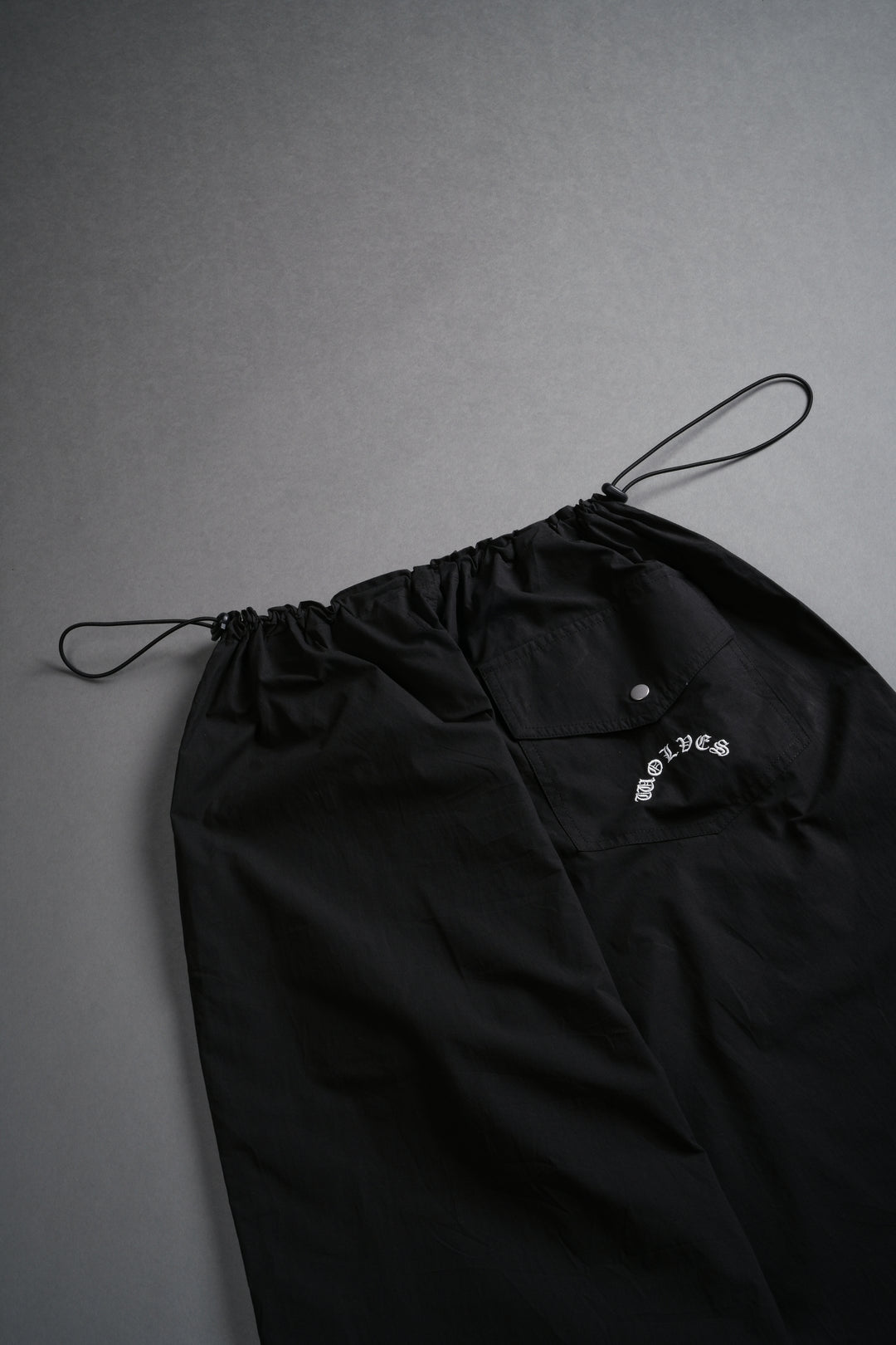 Dual Wolf Chopper Hacker Pants V2 in Black