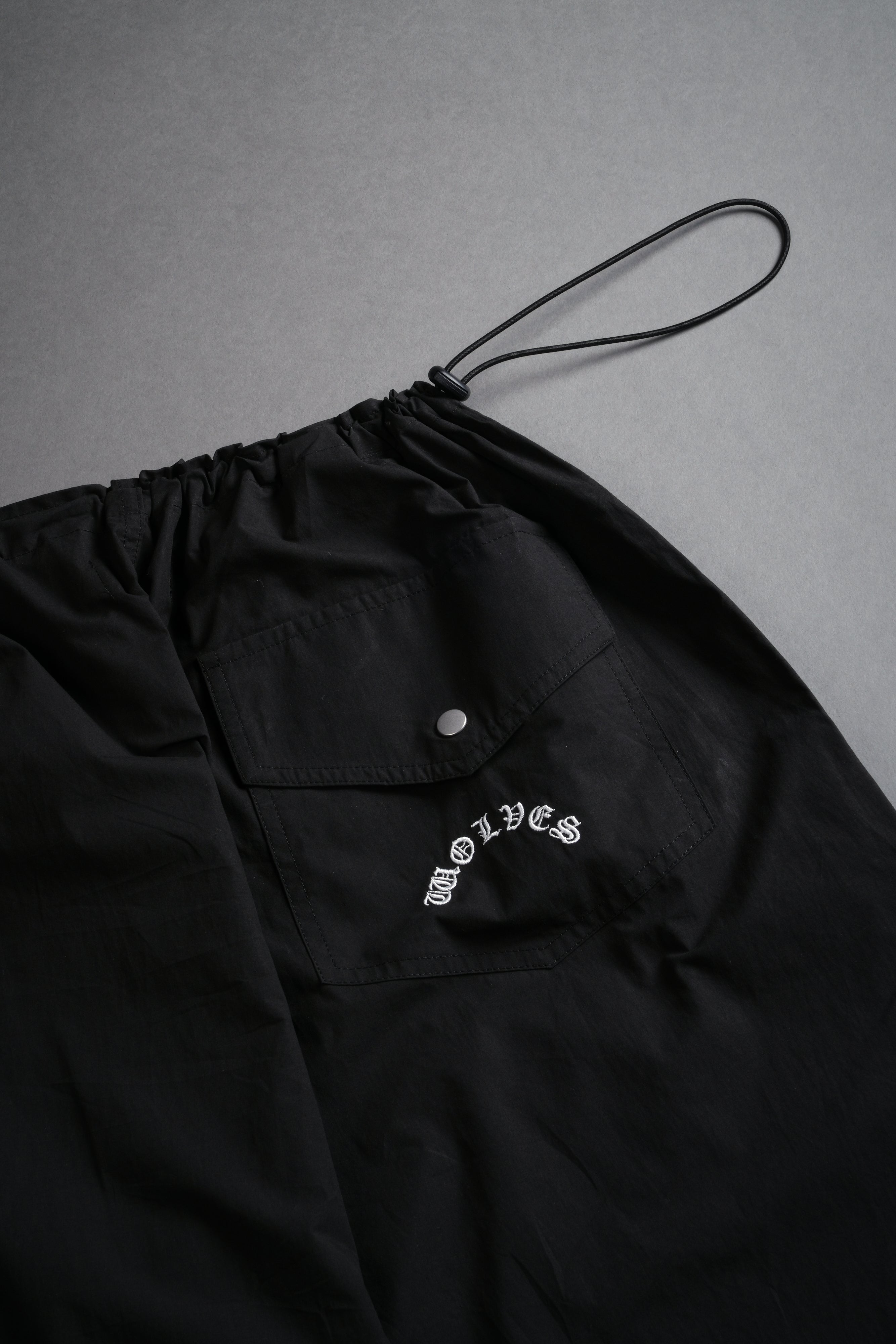 Dual Wolf Chopper Hacker Pants V2 in Black