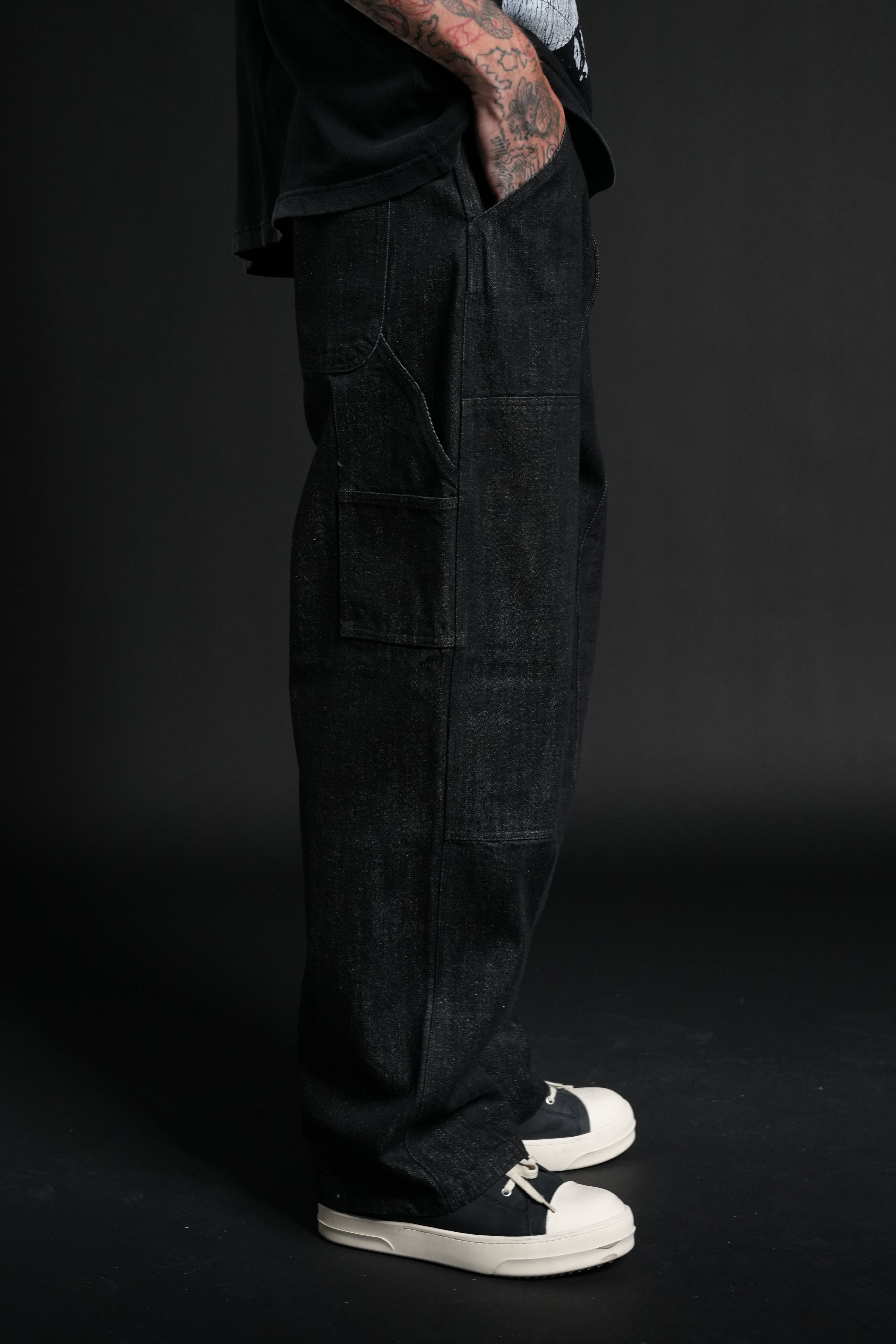 Wolves Chopper Dillon Pants in Black