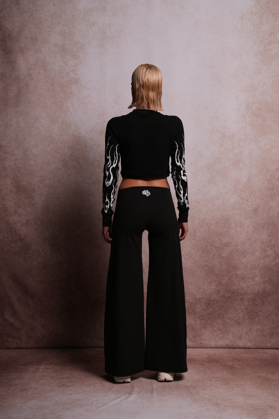 Single Wolf Wide Leg Energy Pants in Black