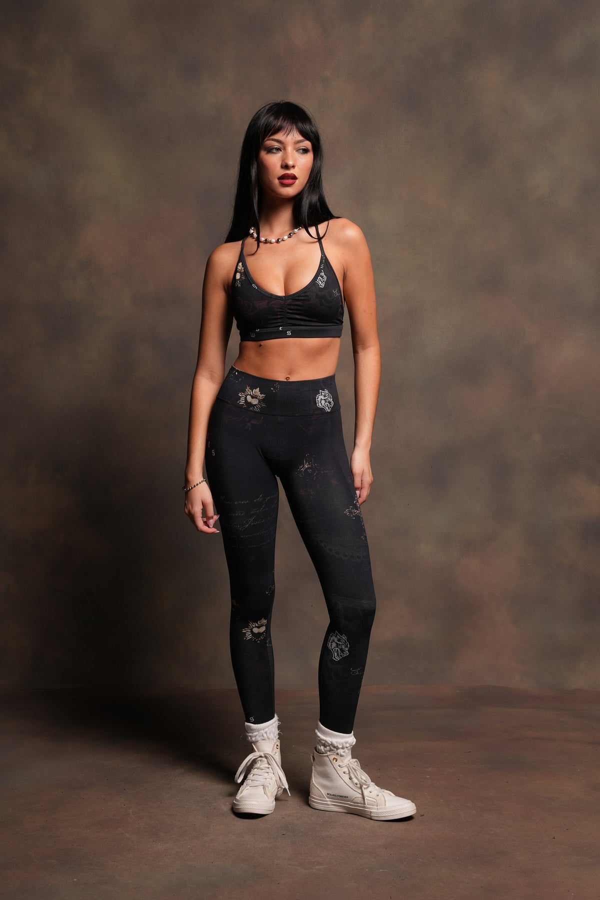 Wolves Pyramid Evey Seamless Leggings In Midnight Sorrow