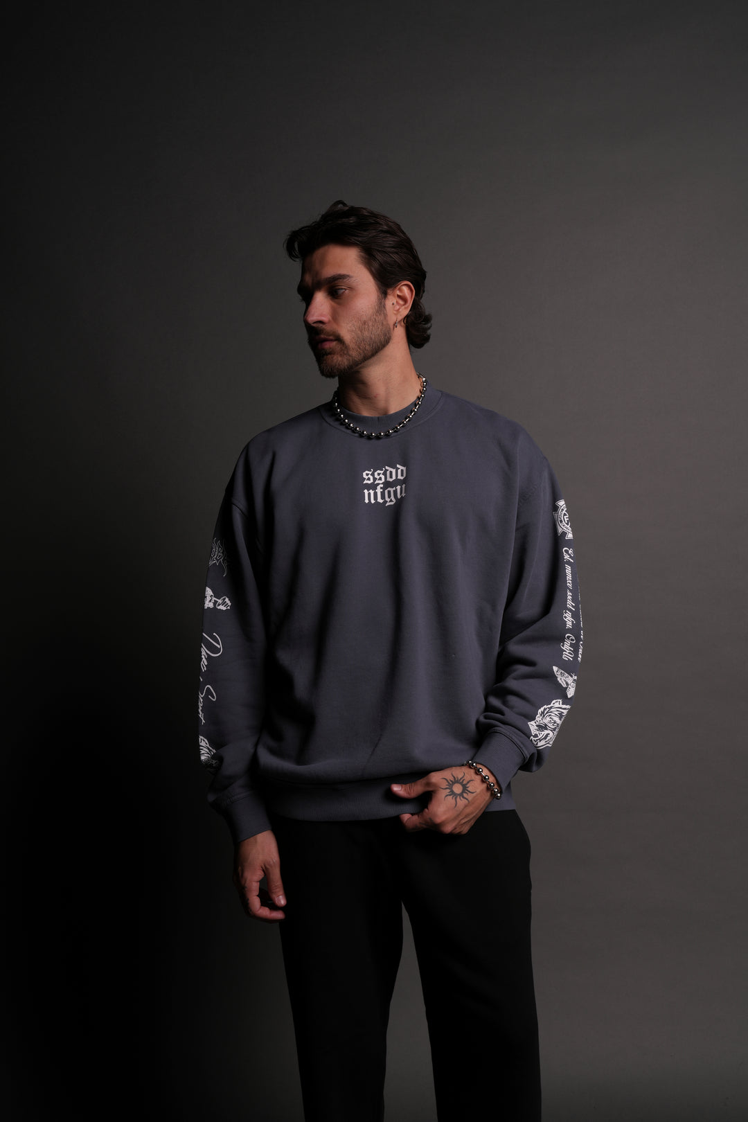 Always SSDD NFGU London Crewneck in Darc Blue