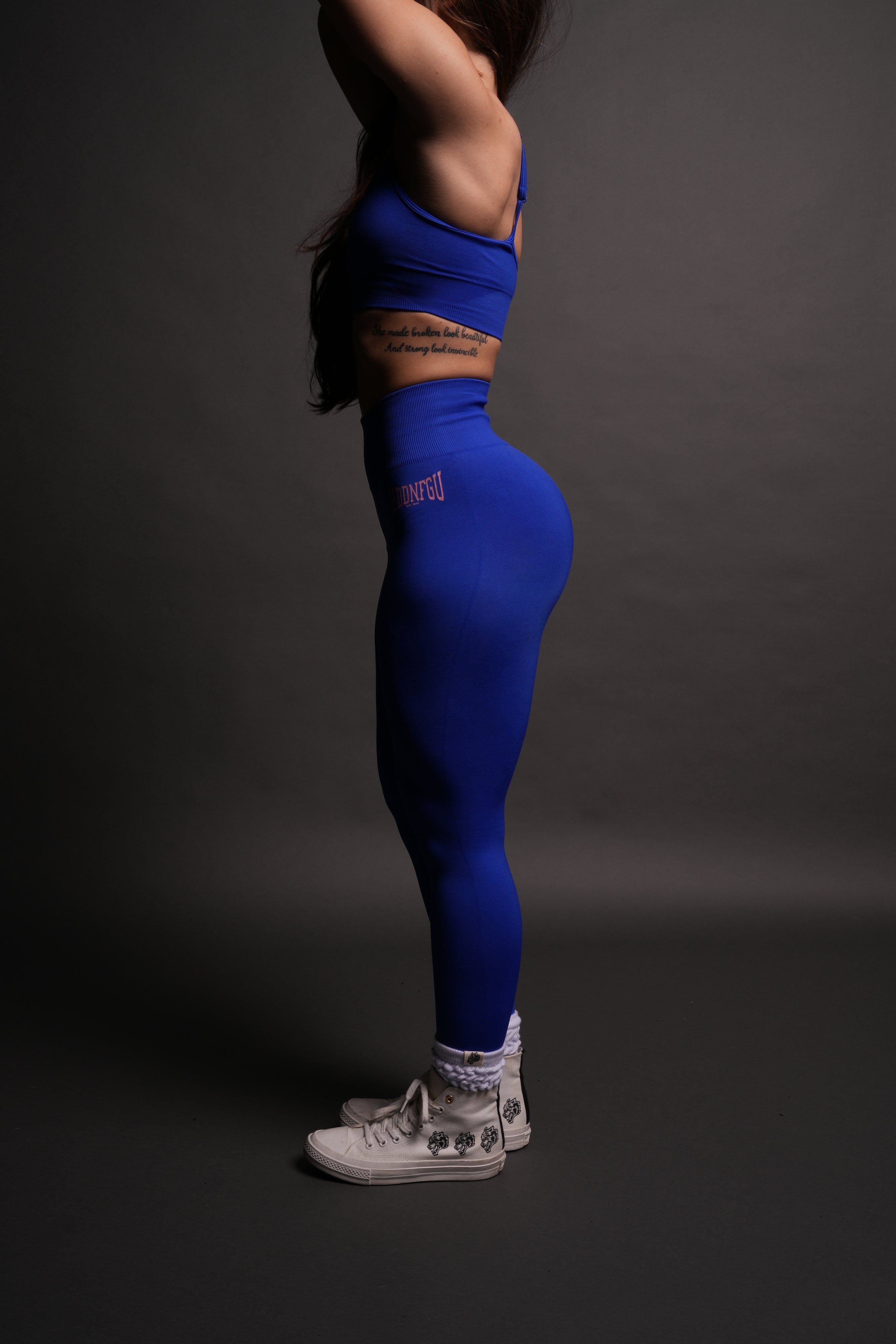 SSDDNFGU FRVR "Everson Seamless" Scrunch Leggings in Cobalt