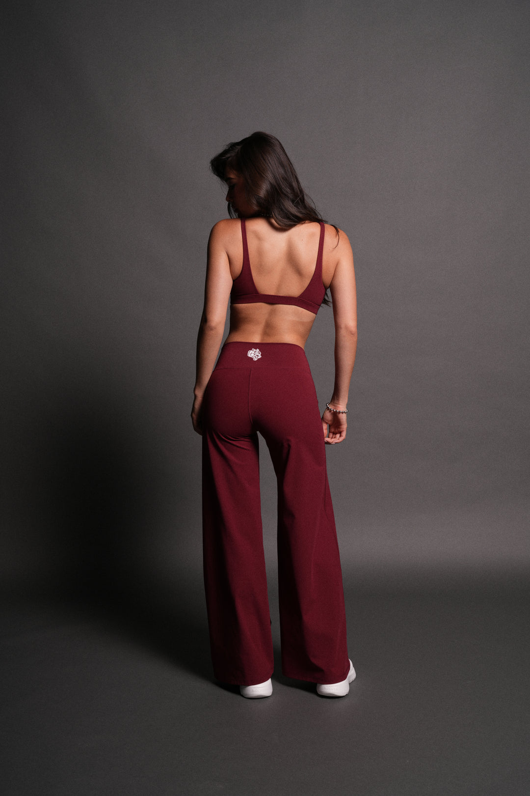 She Chopper V Sports Bra in Velvet
