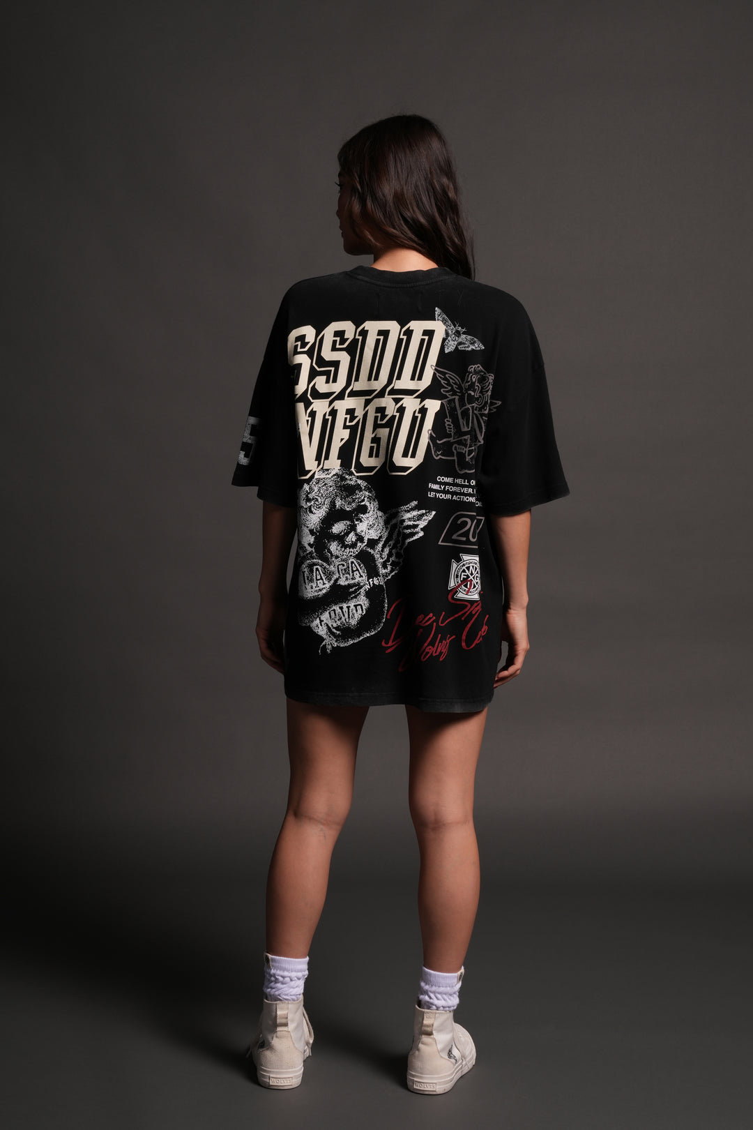 La Ca Frvr Premium Oversized Tee in Black