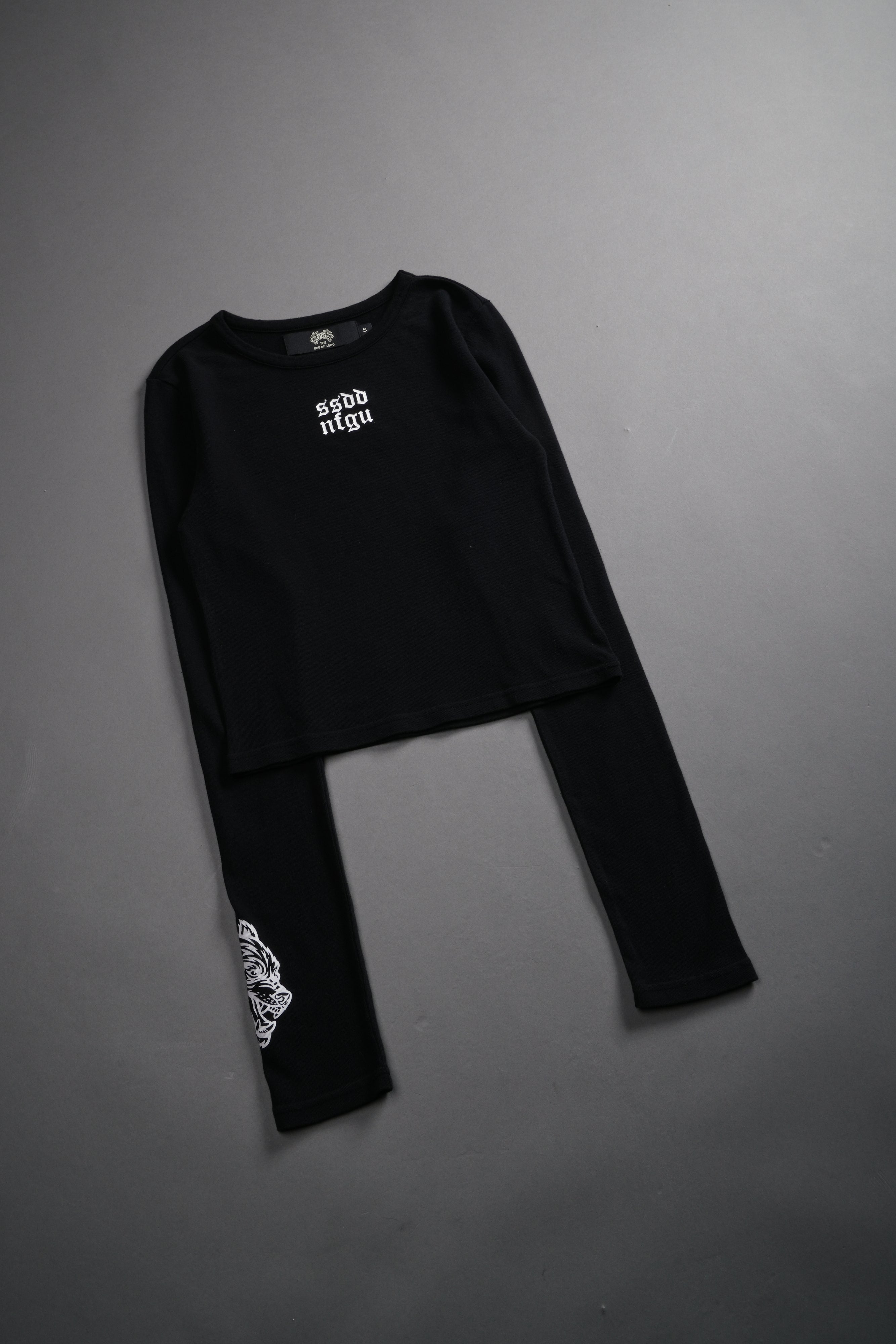 Moth Kanji L/S "Baby" Tee in Black