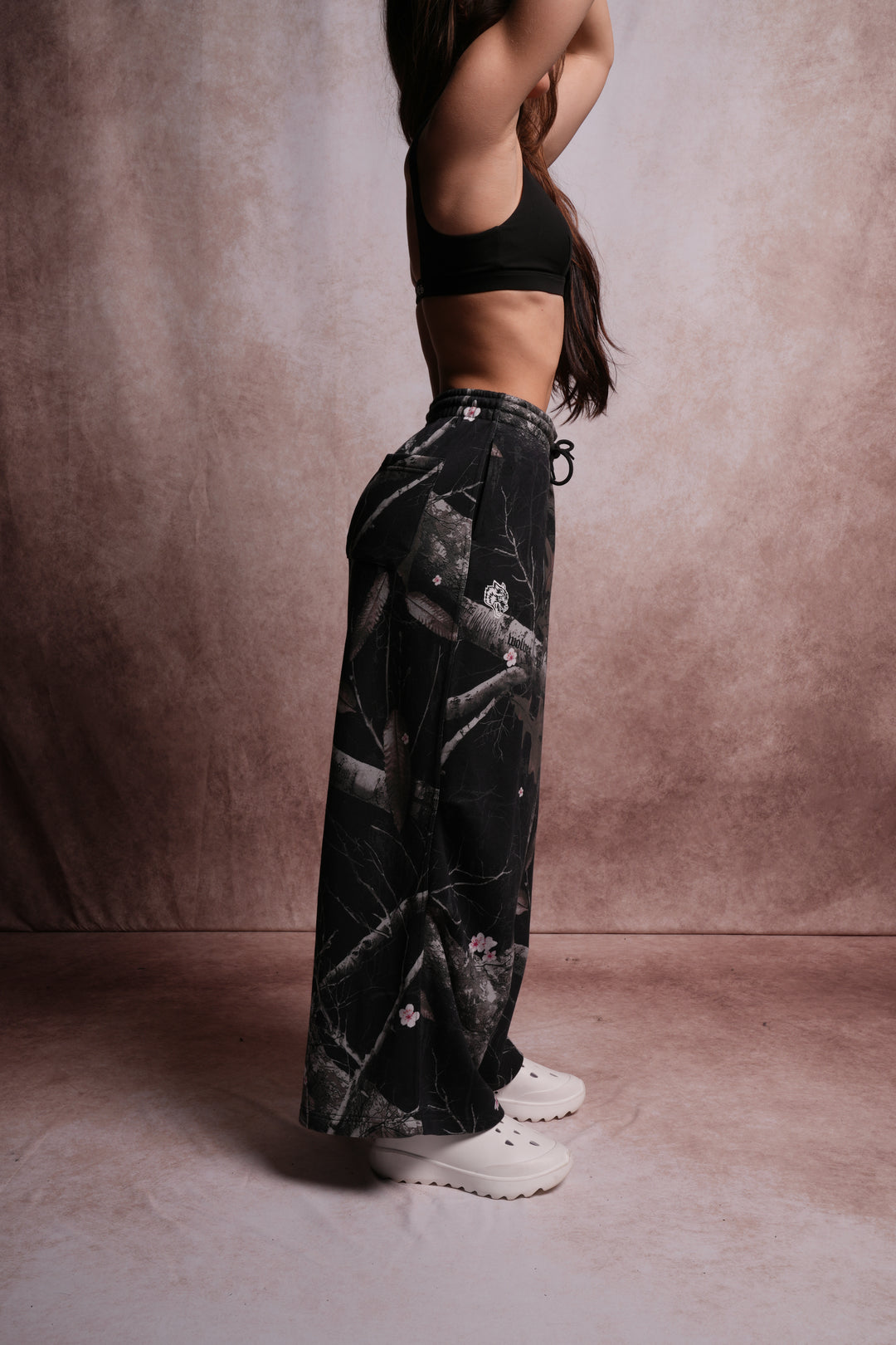 Dual Wolf Mia Sweat Pants in Darc Blossom Woodland Camo