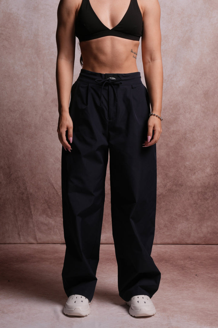 Loyalty Patch Hadi Pants in Navy