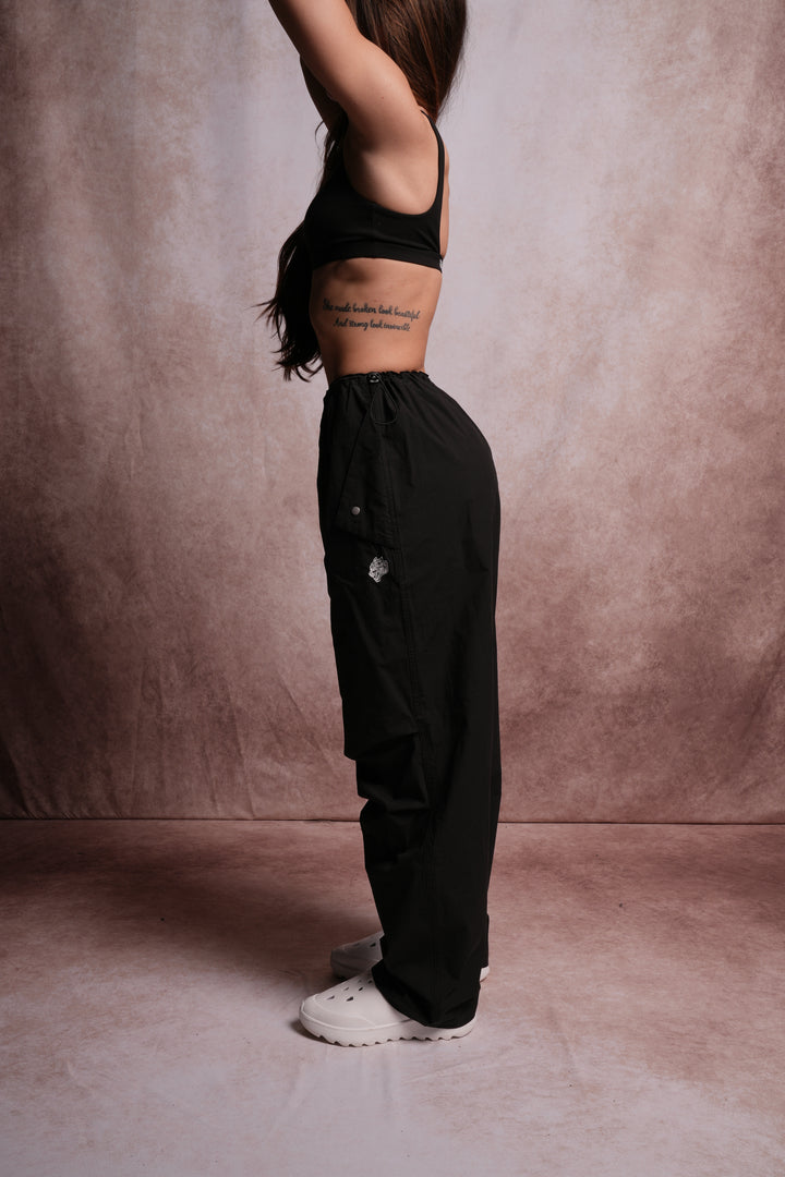 Dual Wolf Chopper Hacker Pants V2 in Black