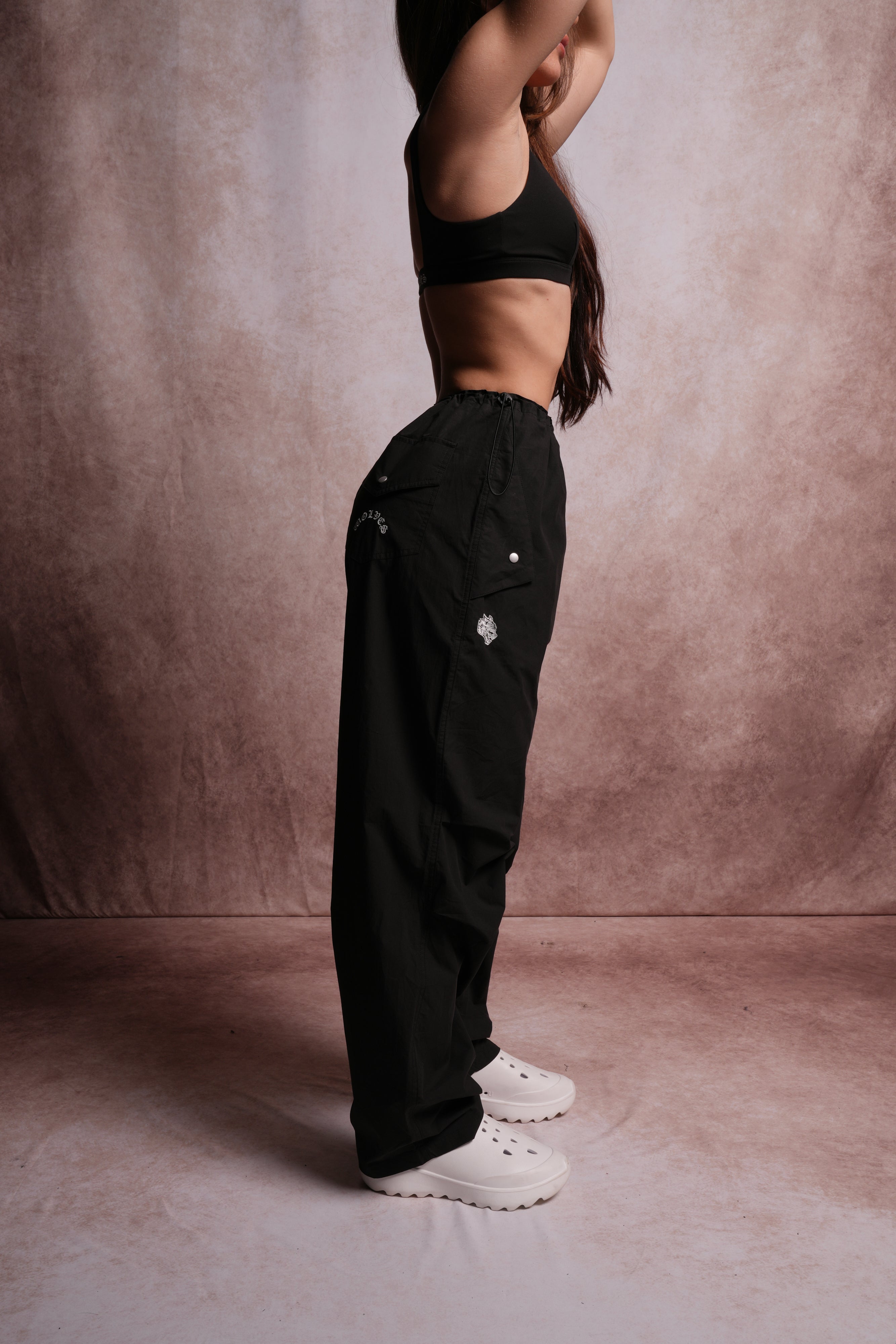 Dual Wolf Chopper Hacker Pants V2 in Black