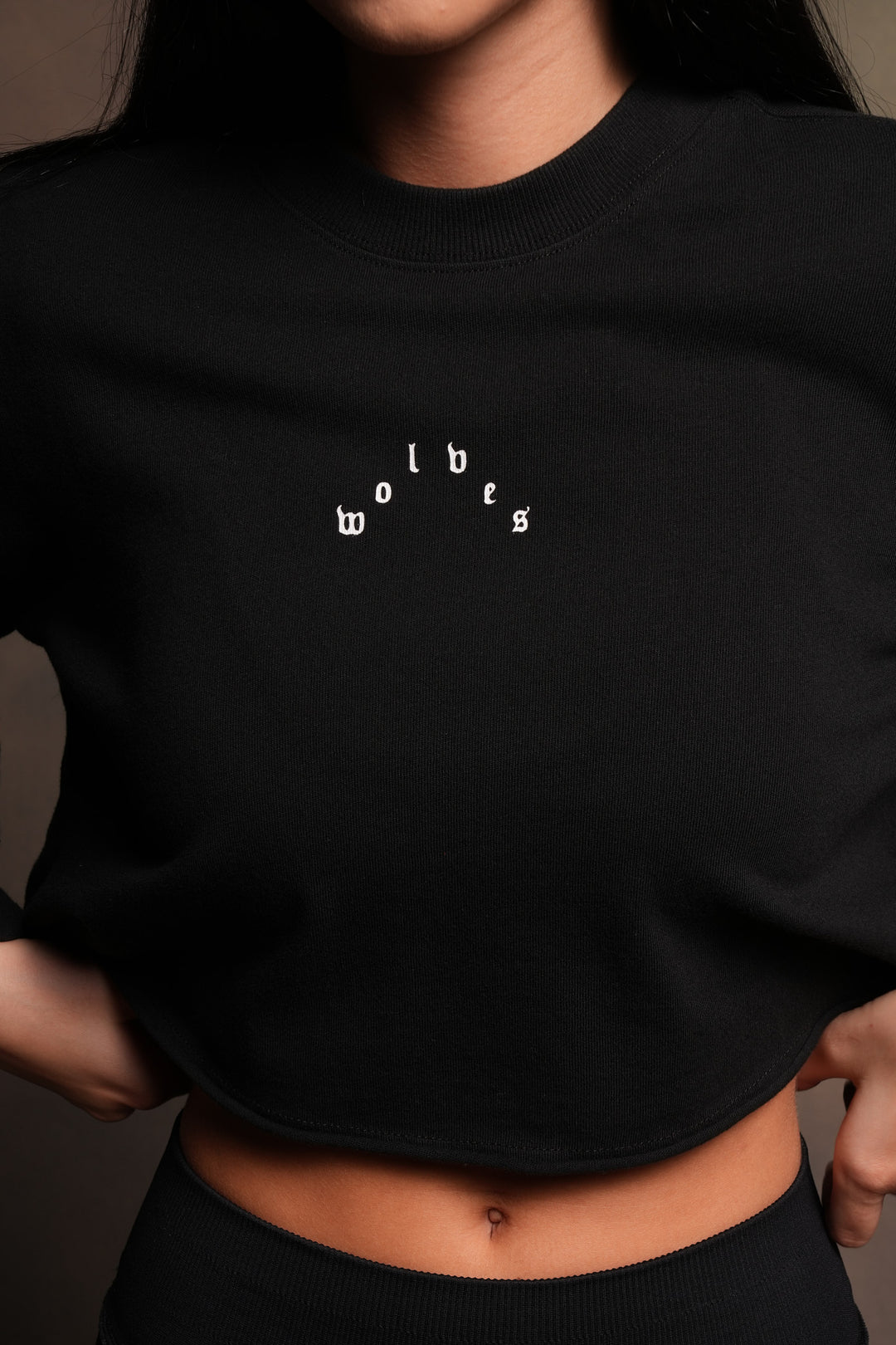 Nuestra Senora Premium Cropped Ls Tee In Black