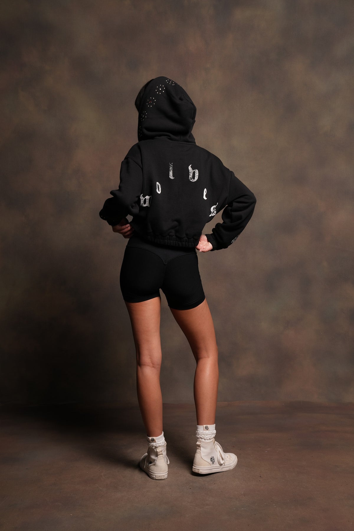 Stud Lobo Chambers Cropped Zip Hoodie In Black