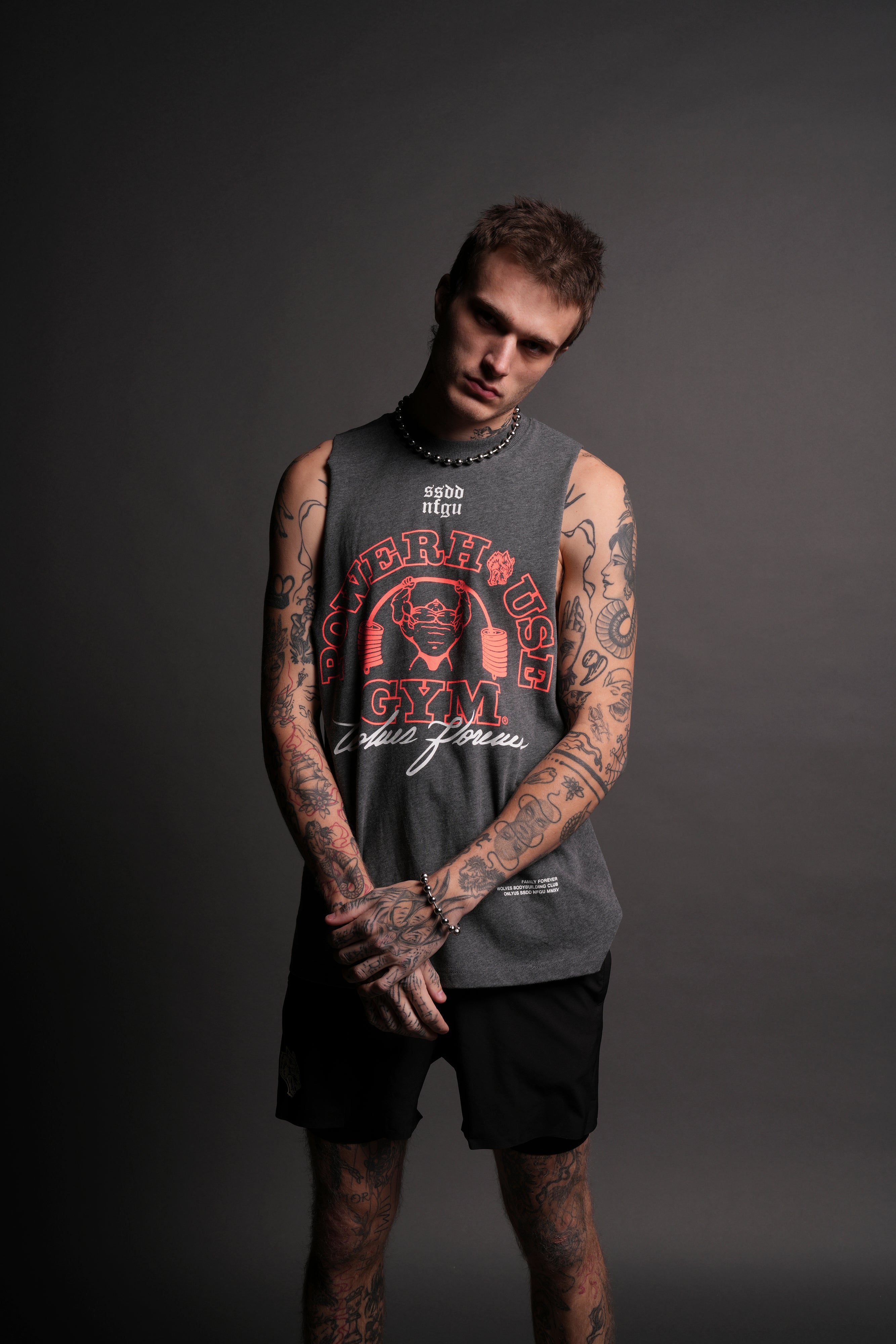 Wolves House "Tommy" Muscle Tee in Darc Heather Gray